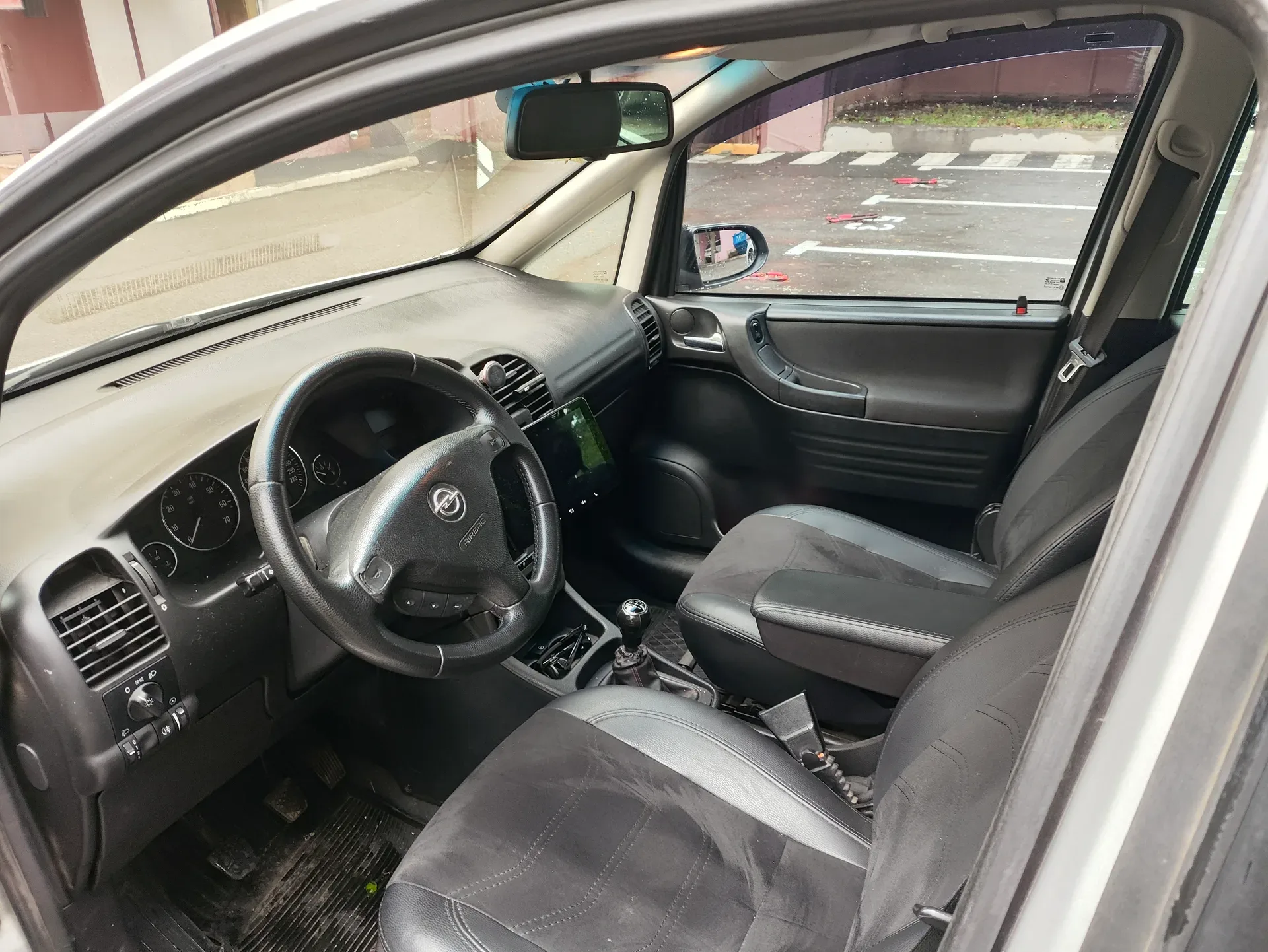 Opel Zafira — фото 6