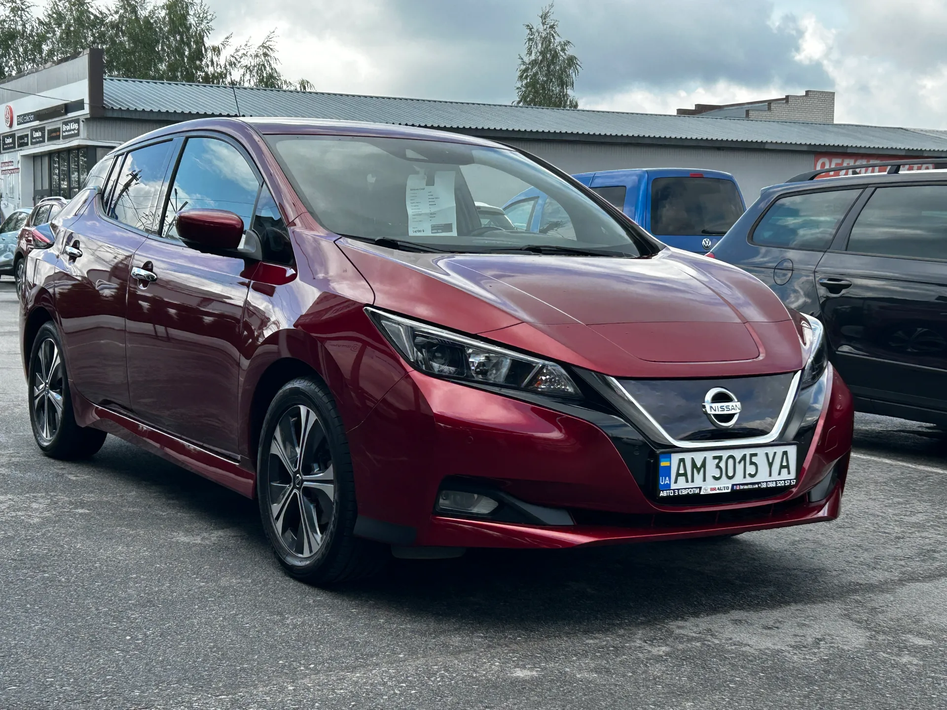 Nissan Leaf — фото 2