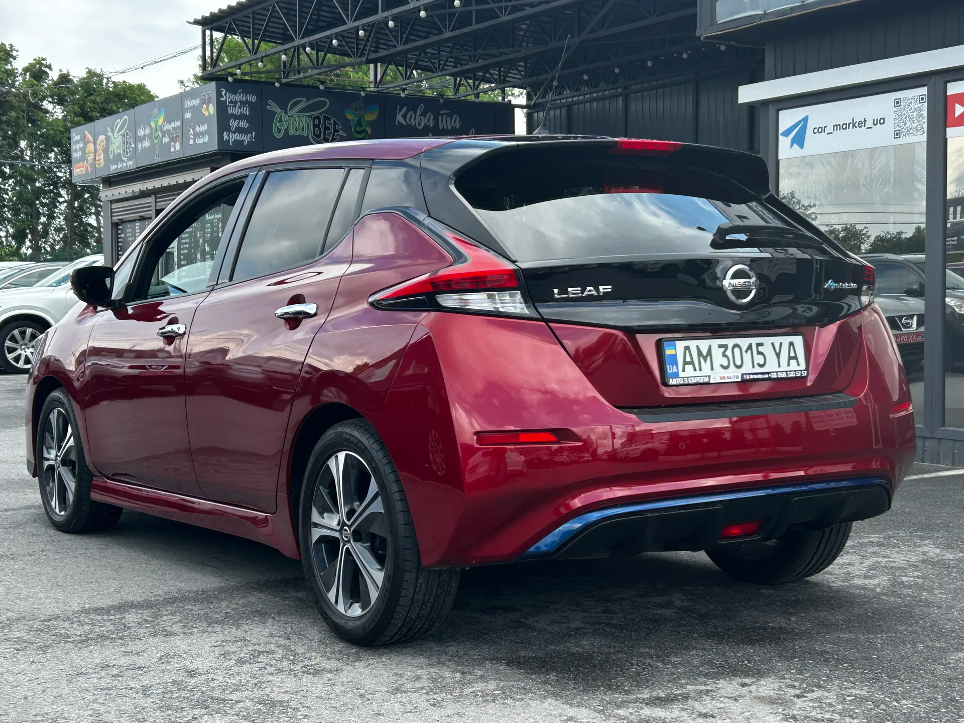 Nissan Leaf — фото 4