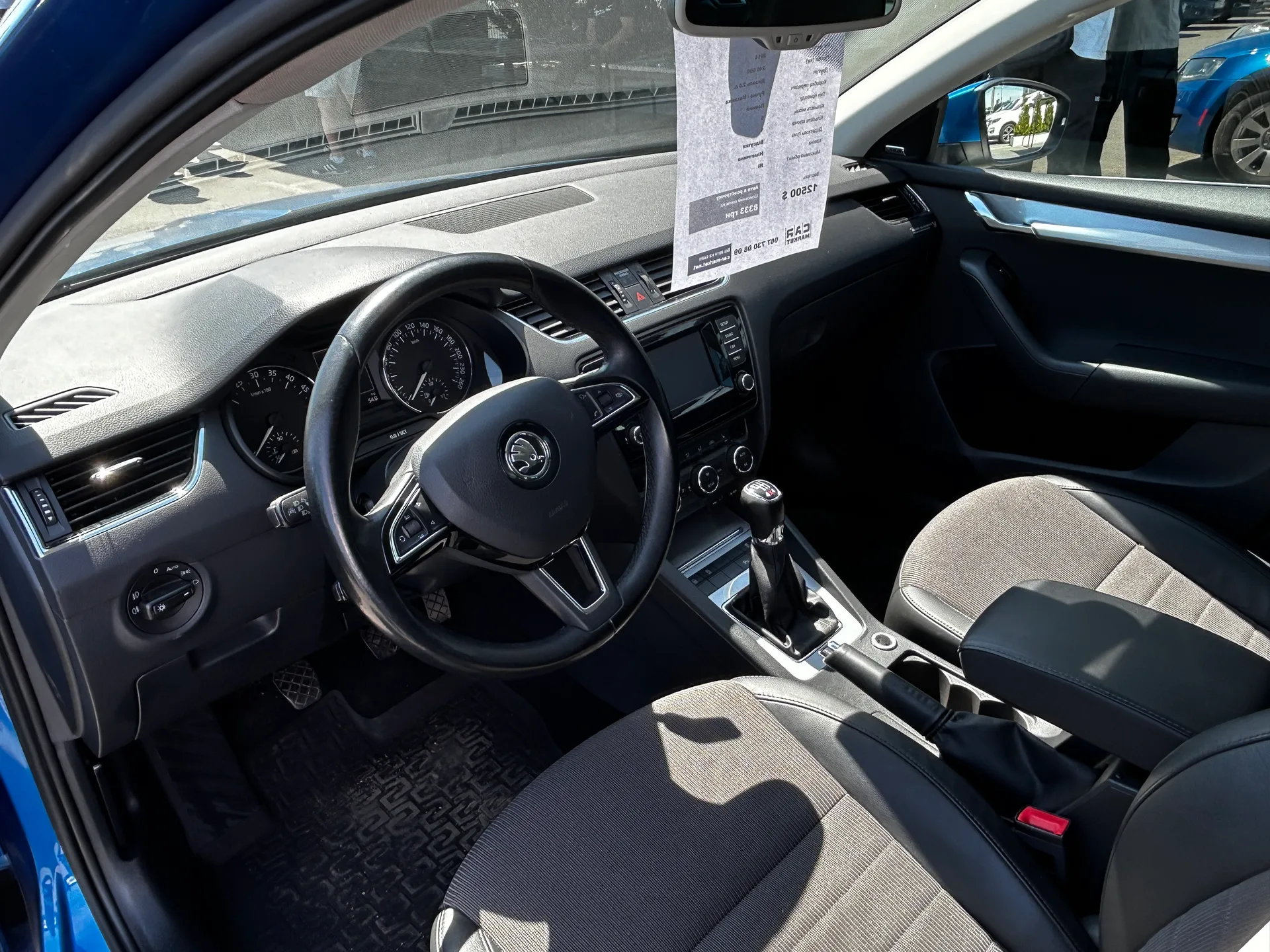 Skoda Octavia — фото 5