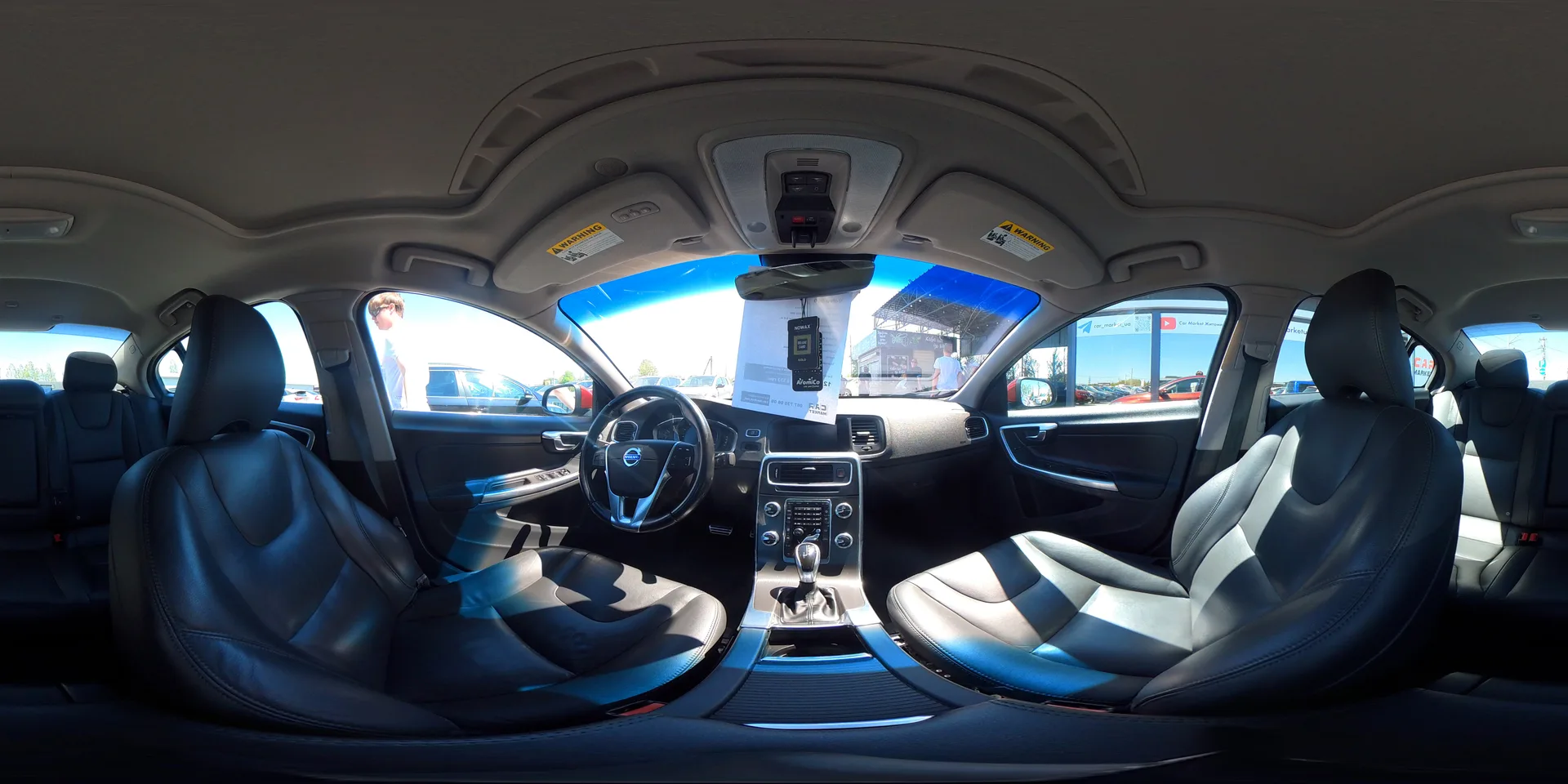 Volvo S60 — 360°