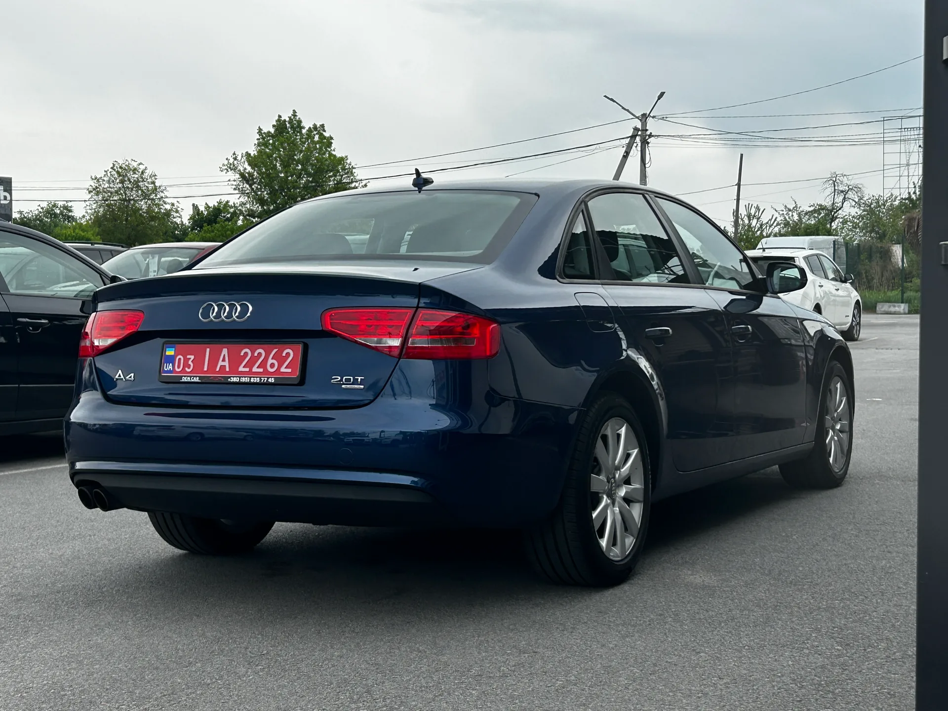Audi A4 — фото 3
