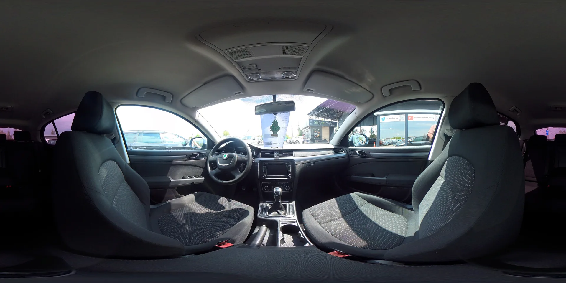 Skoda Superb — 360°