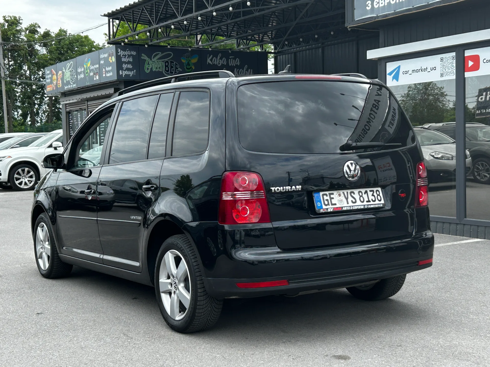 Volkswagen Touran — фото 4