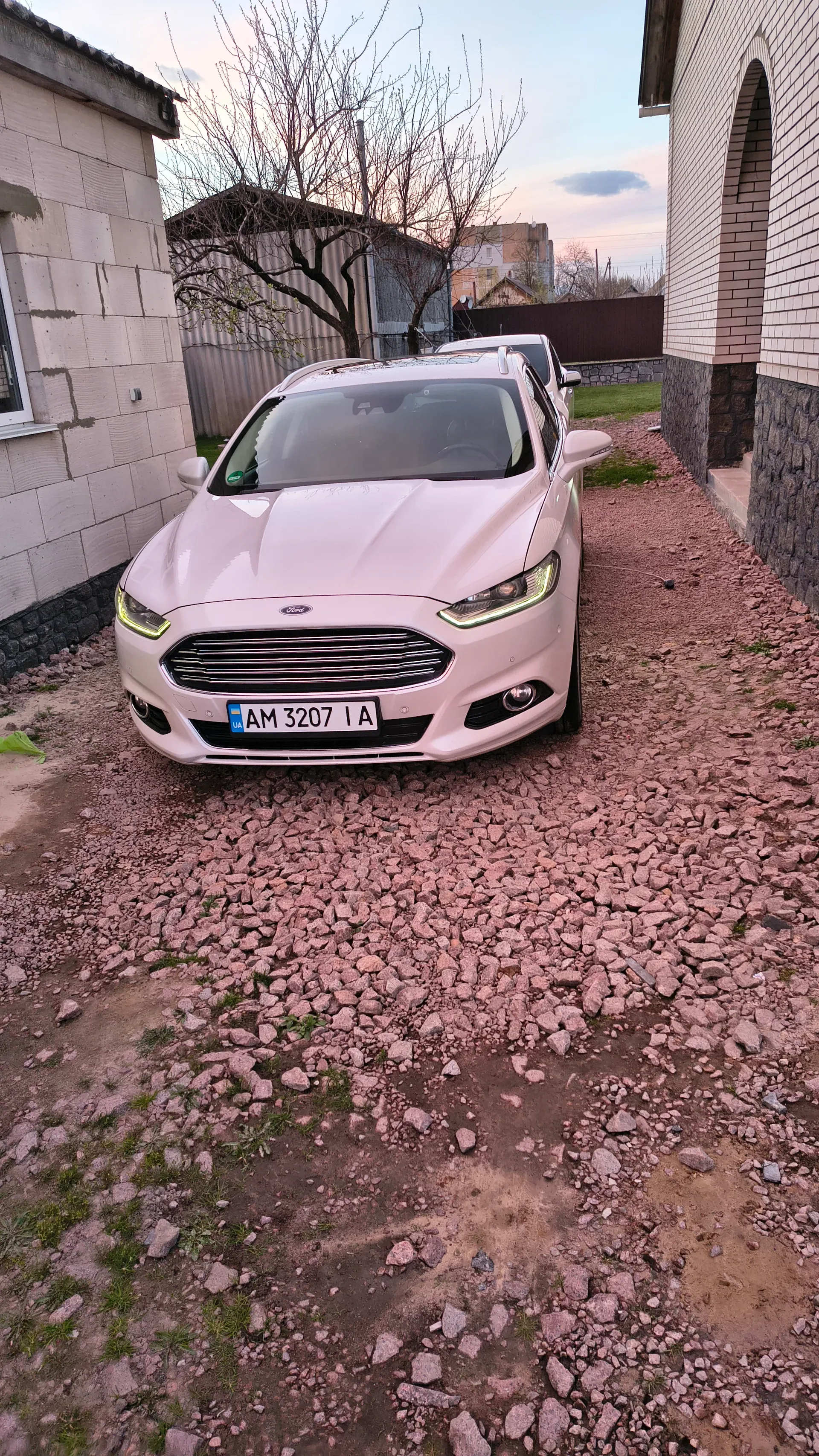 Ford Mondeo — фото 4
