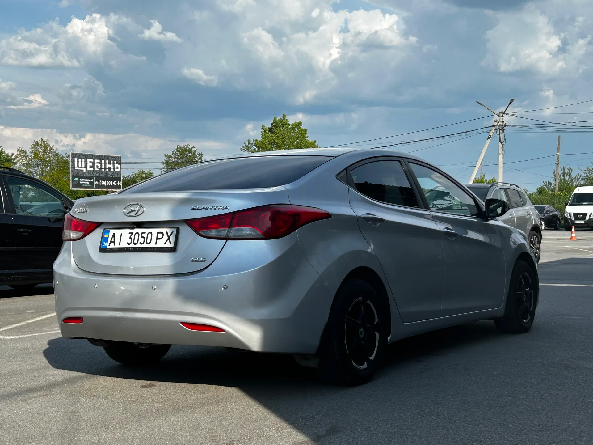 Hyundai Elantra — фото 3