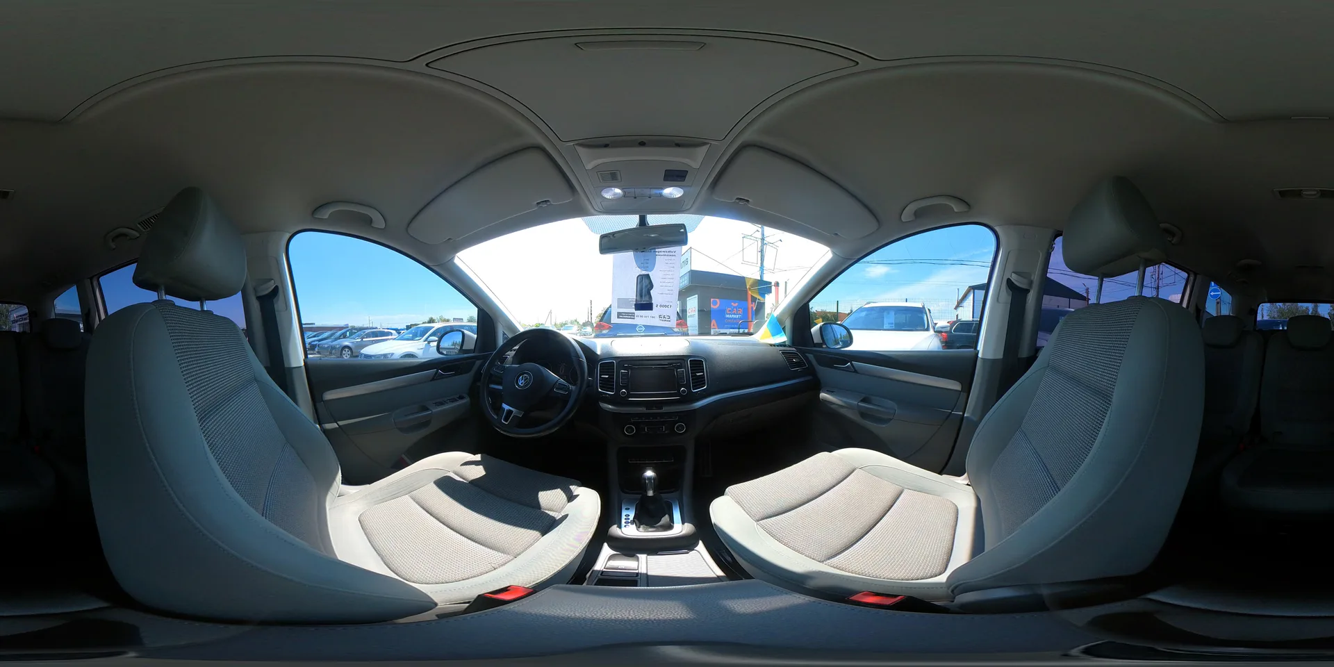 Volkswagen Sharan — 360°