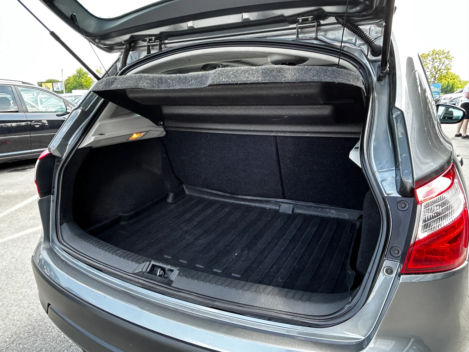 Nissan Qashqai — фото 8