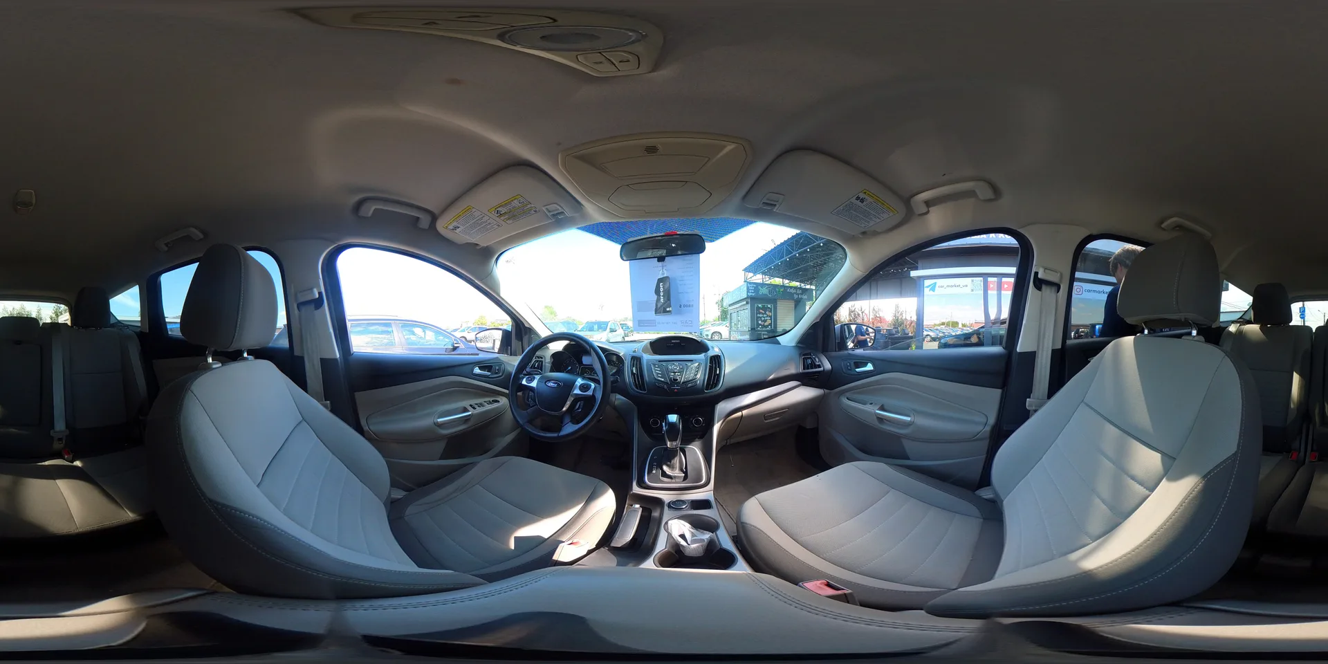 Ford Escape — 360°