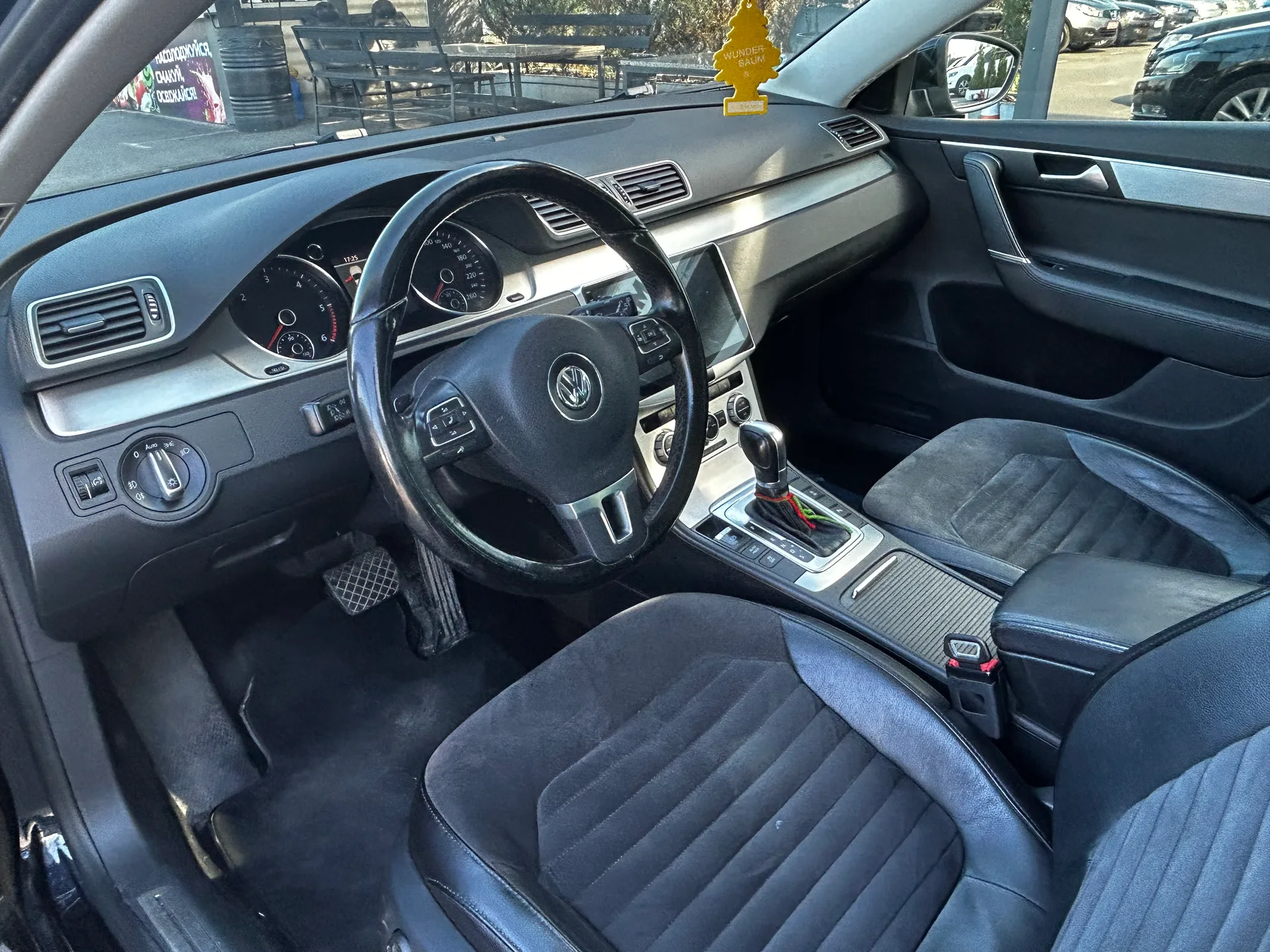 Volkswagen Passat — фото 5