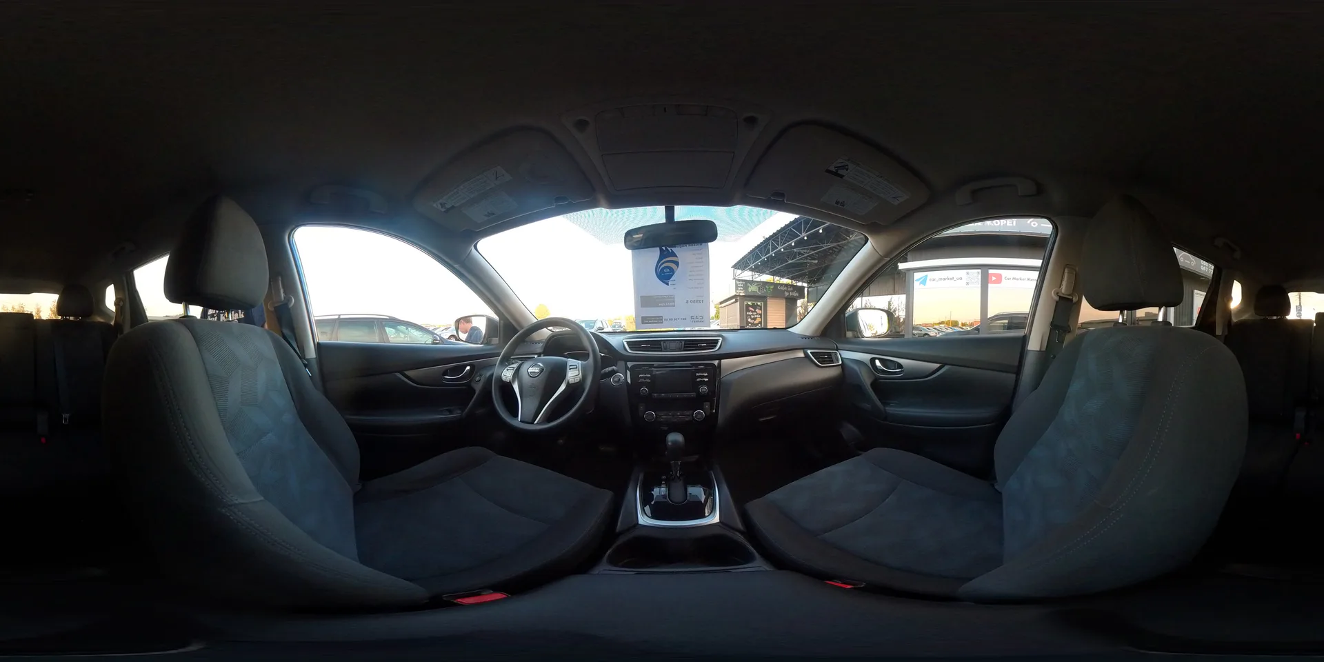 Nissan Rogue — 360°