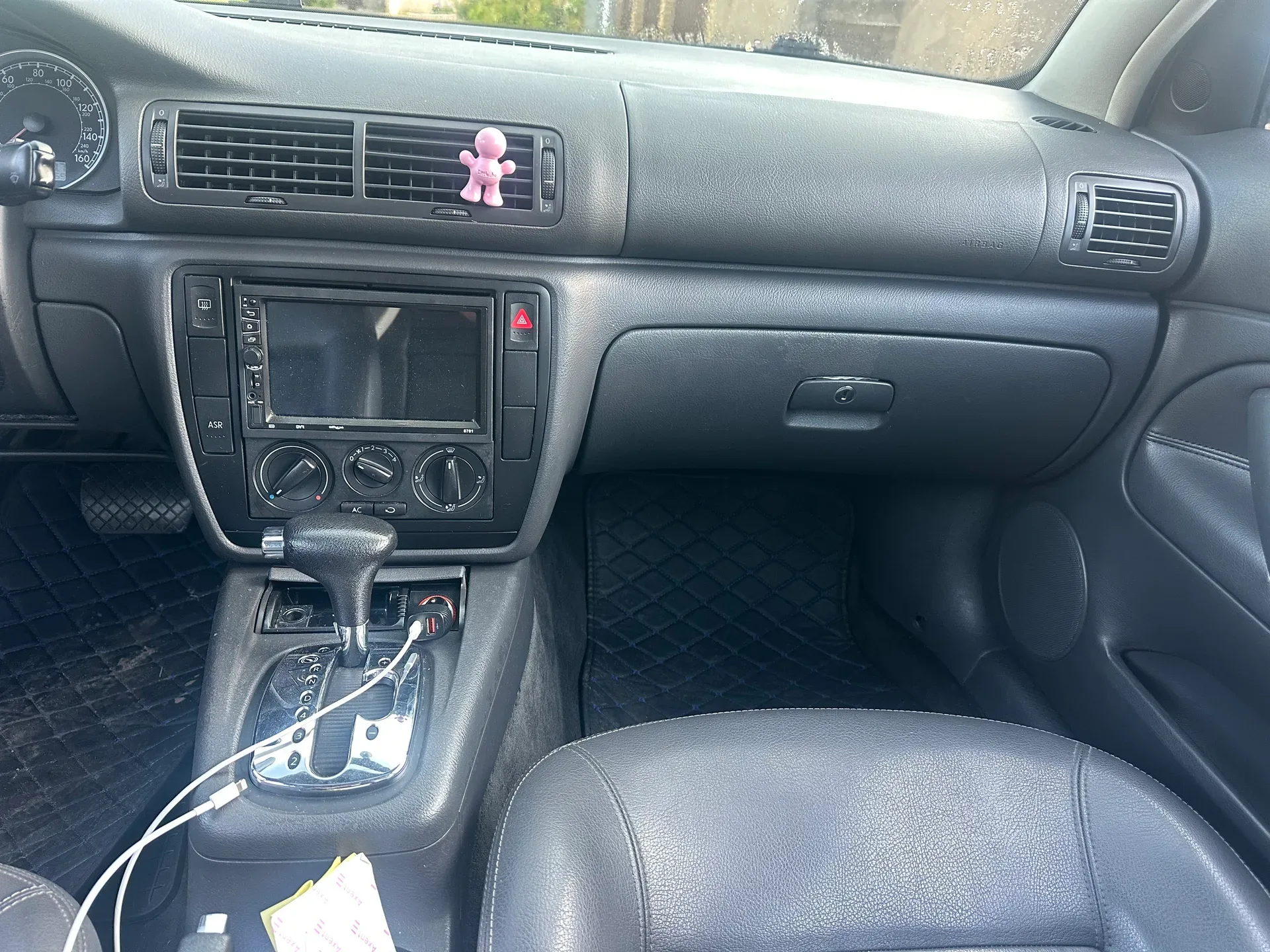 Volkswagen Passat — фото 2
