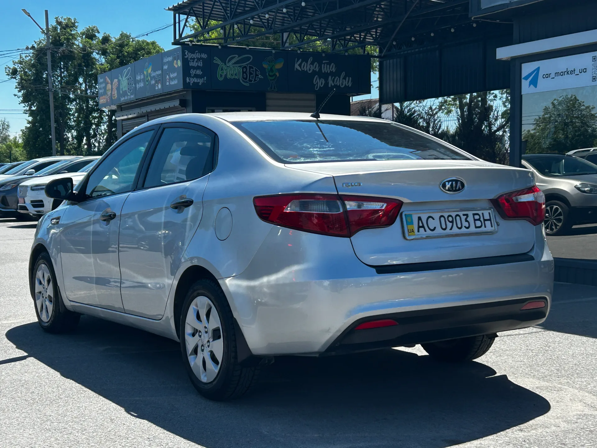 Kia Rio — фото 4