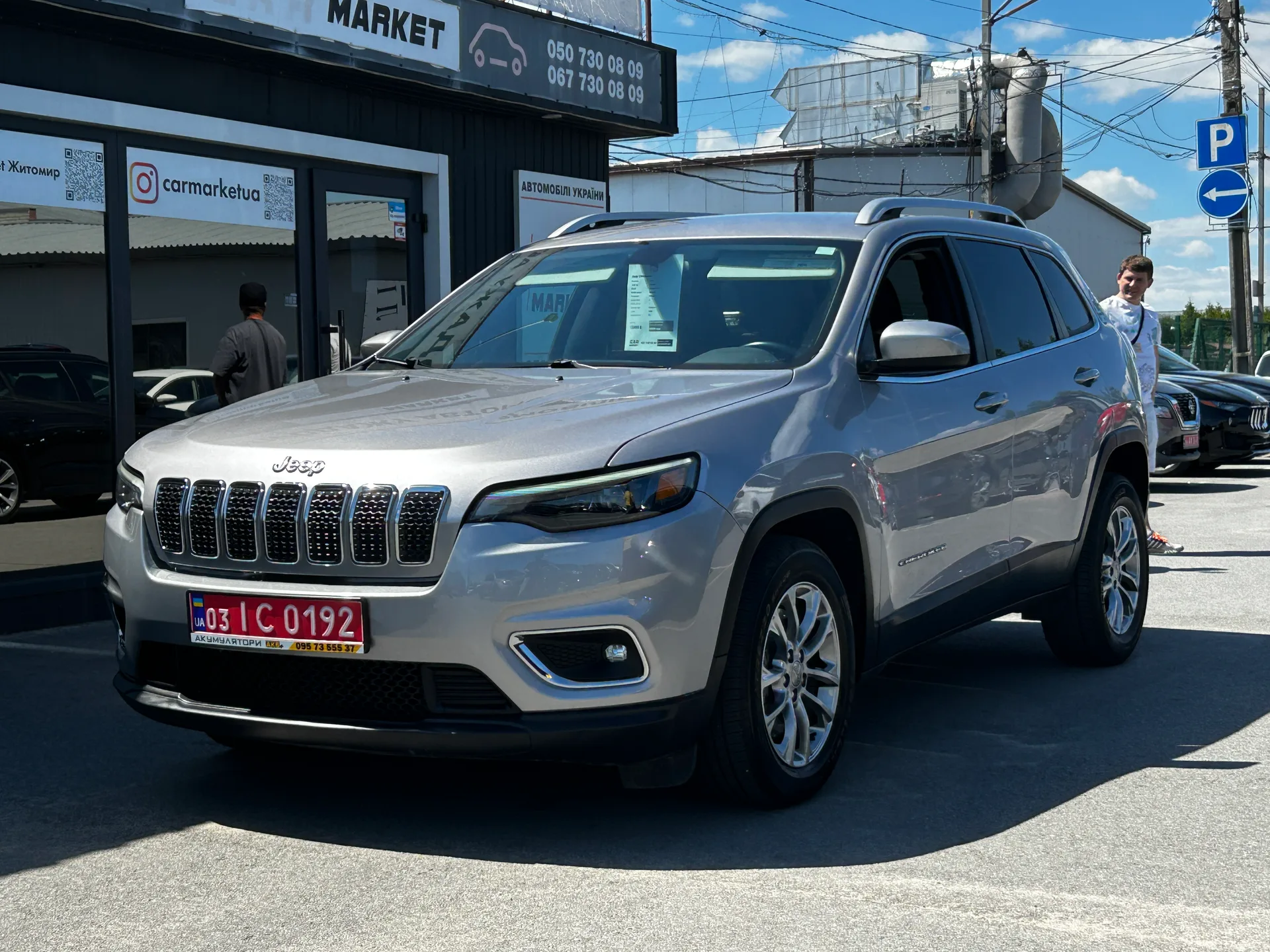Jeep Cherokee — фото 2