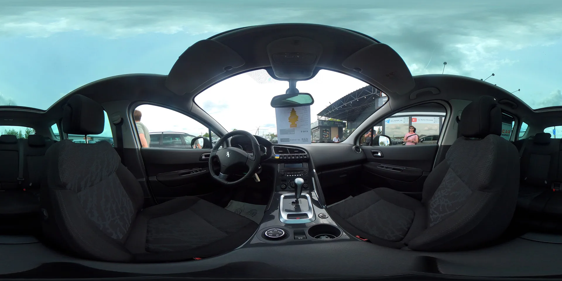 Peugeot 3008 — 360°