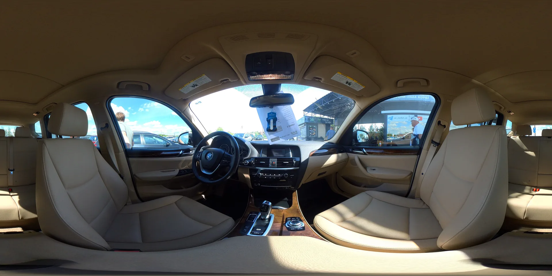 BMW X3 — 360°