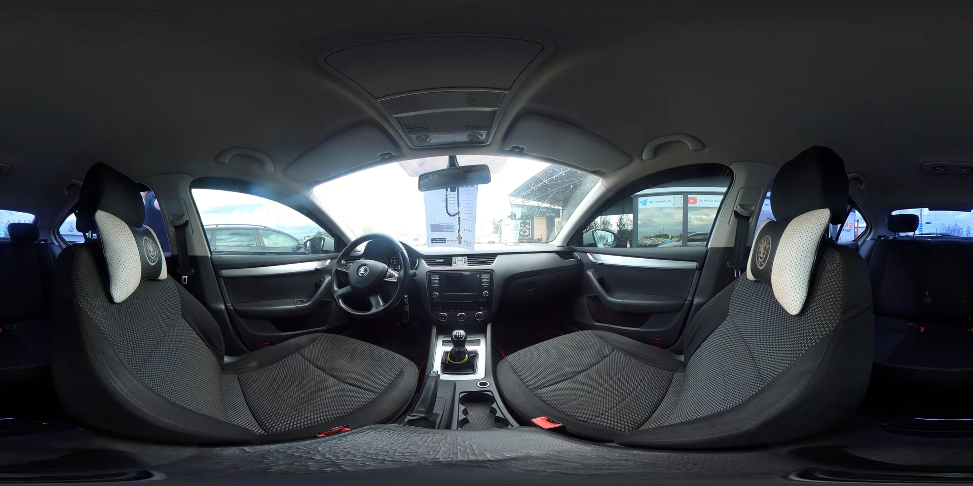 Skoda Octavia — 360°