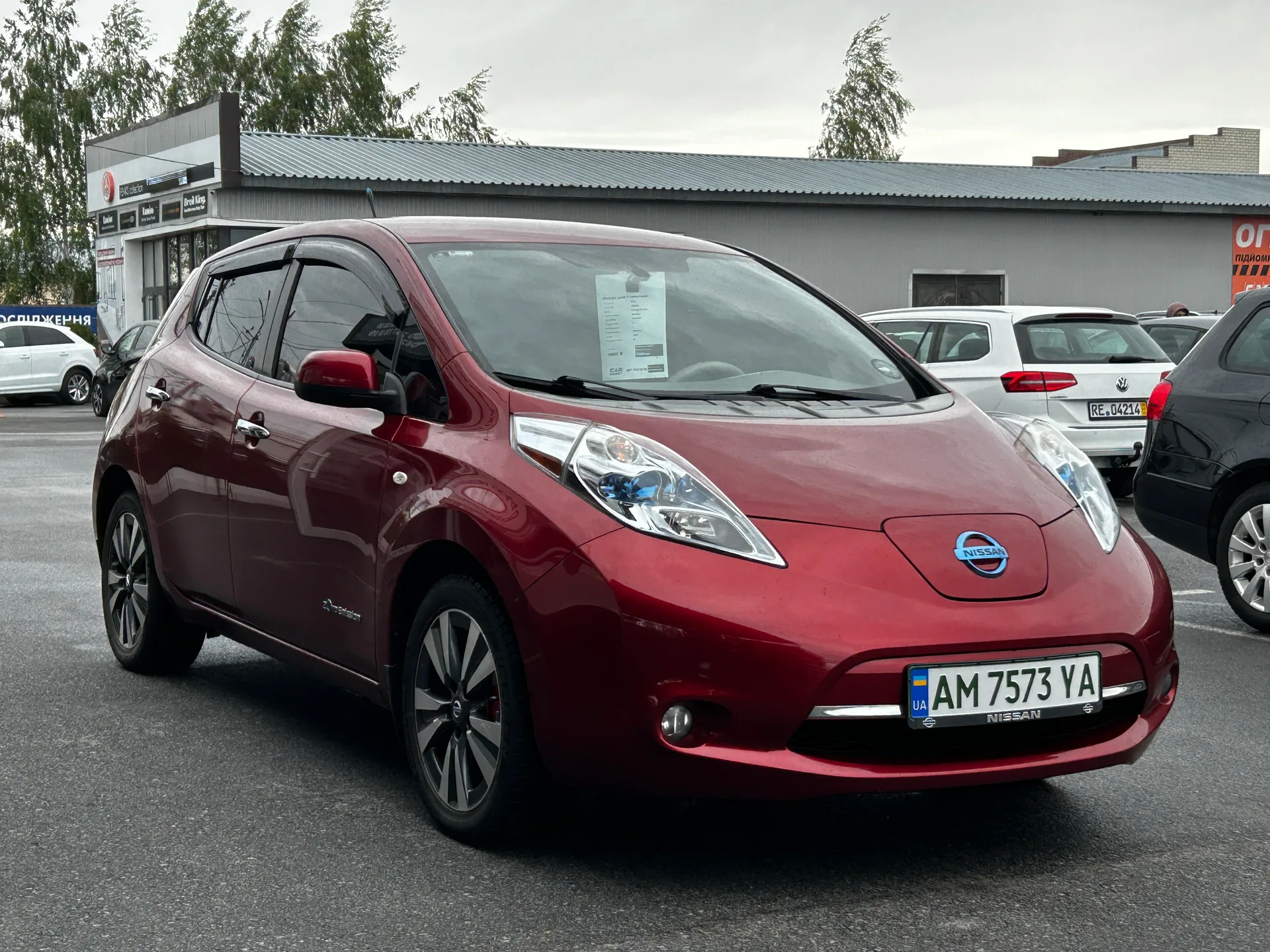 Nissan Leaf — фото 2