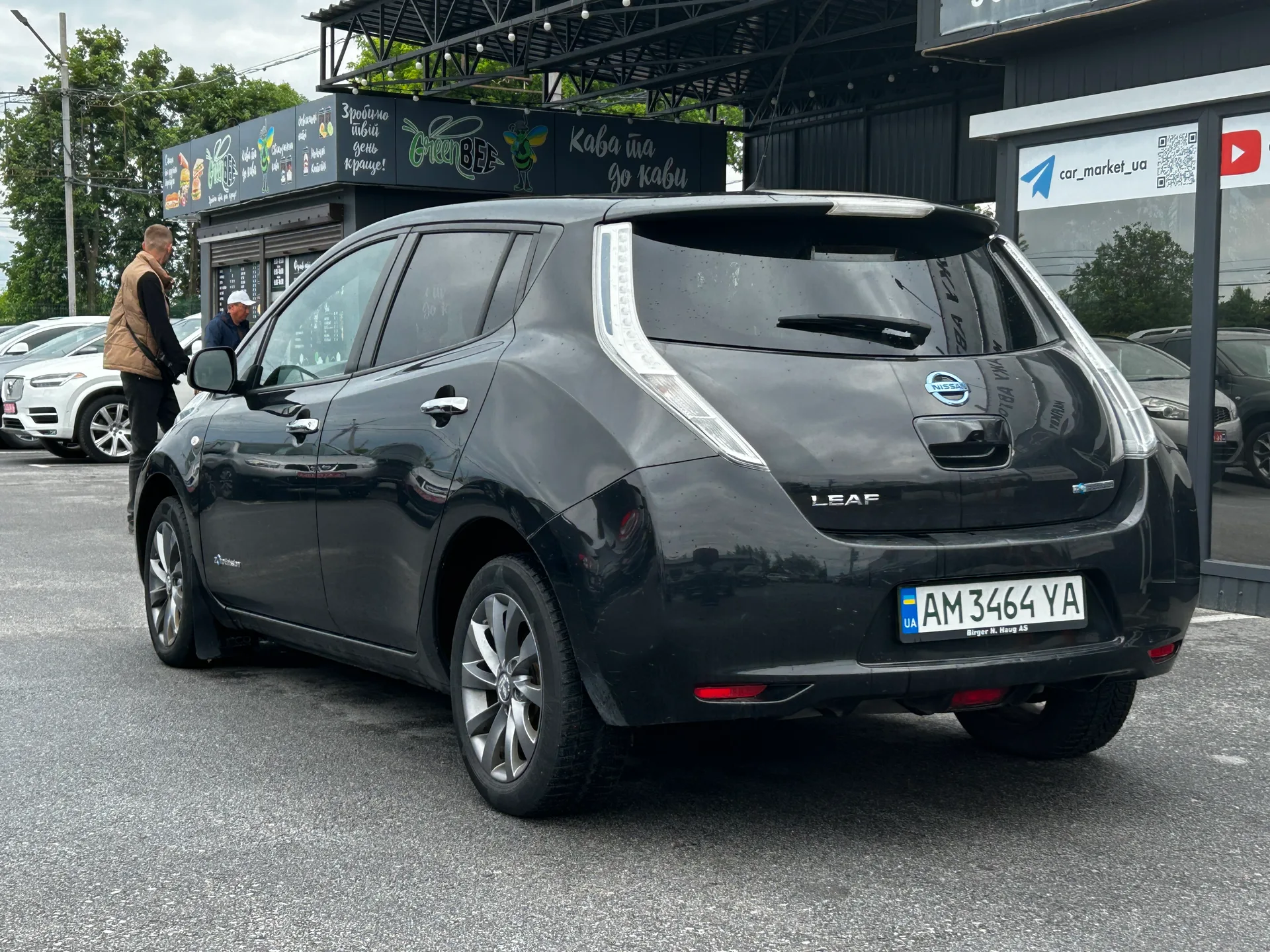Nissan Leaf — фото 4