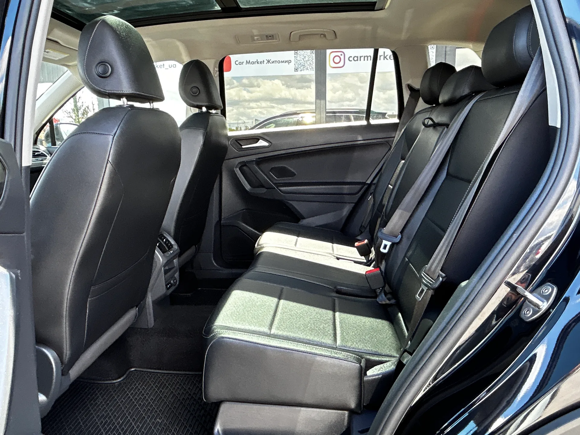 Volkswagen Tiguan — фото 8