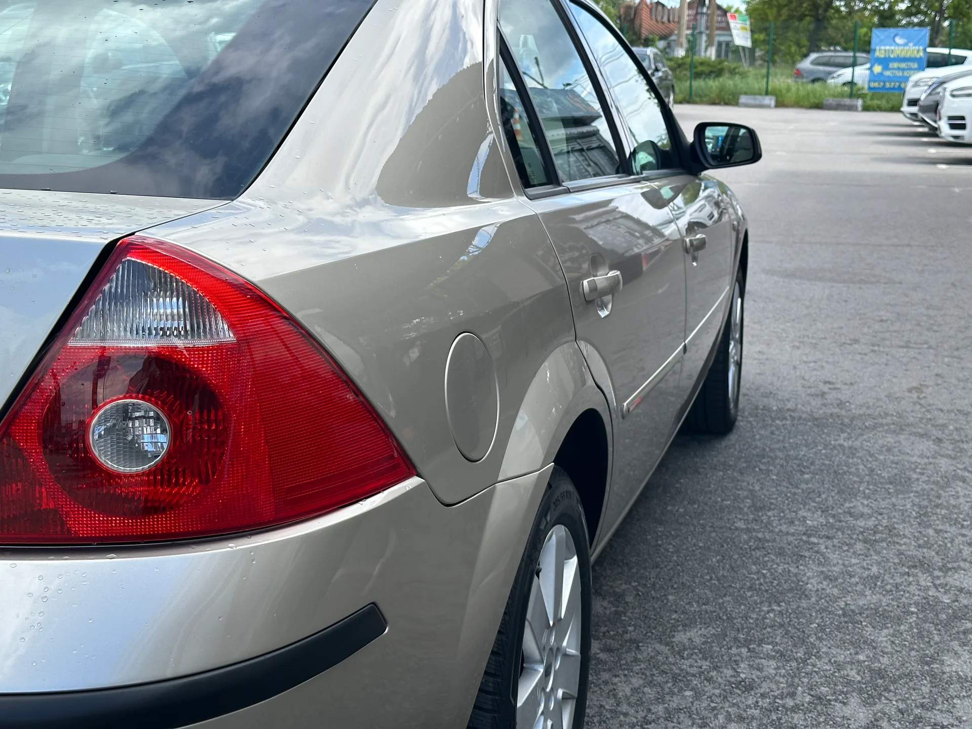 Ford Mondeo — фото 15