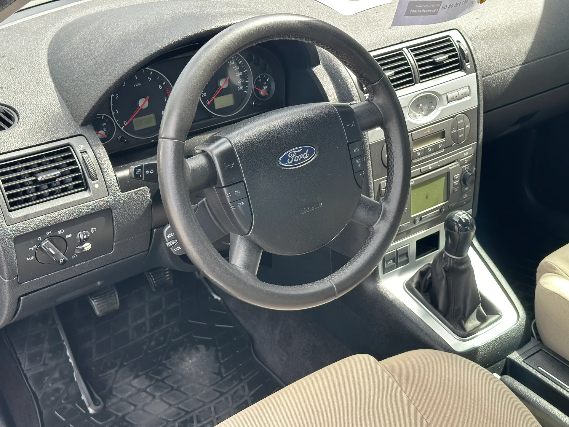 Ford Mondeo — фото 8