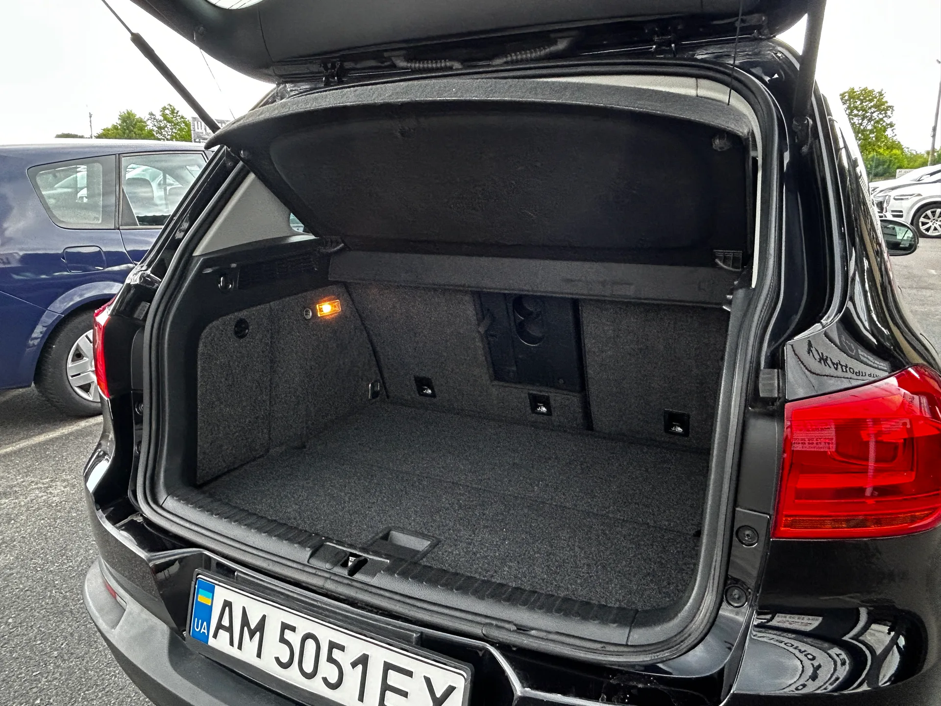 Volkswagen Tiguan — фото 8