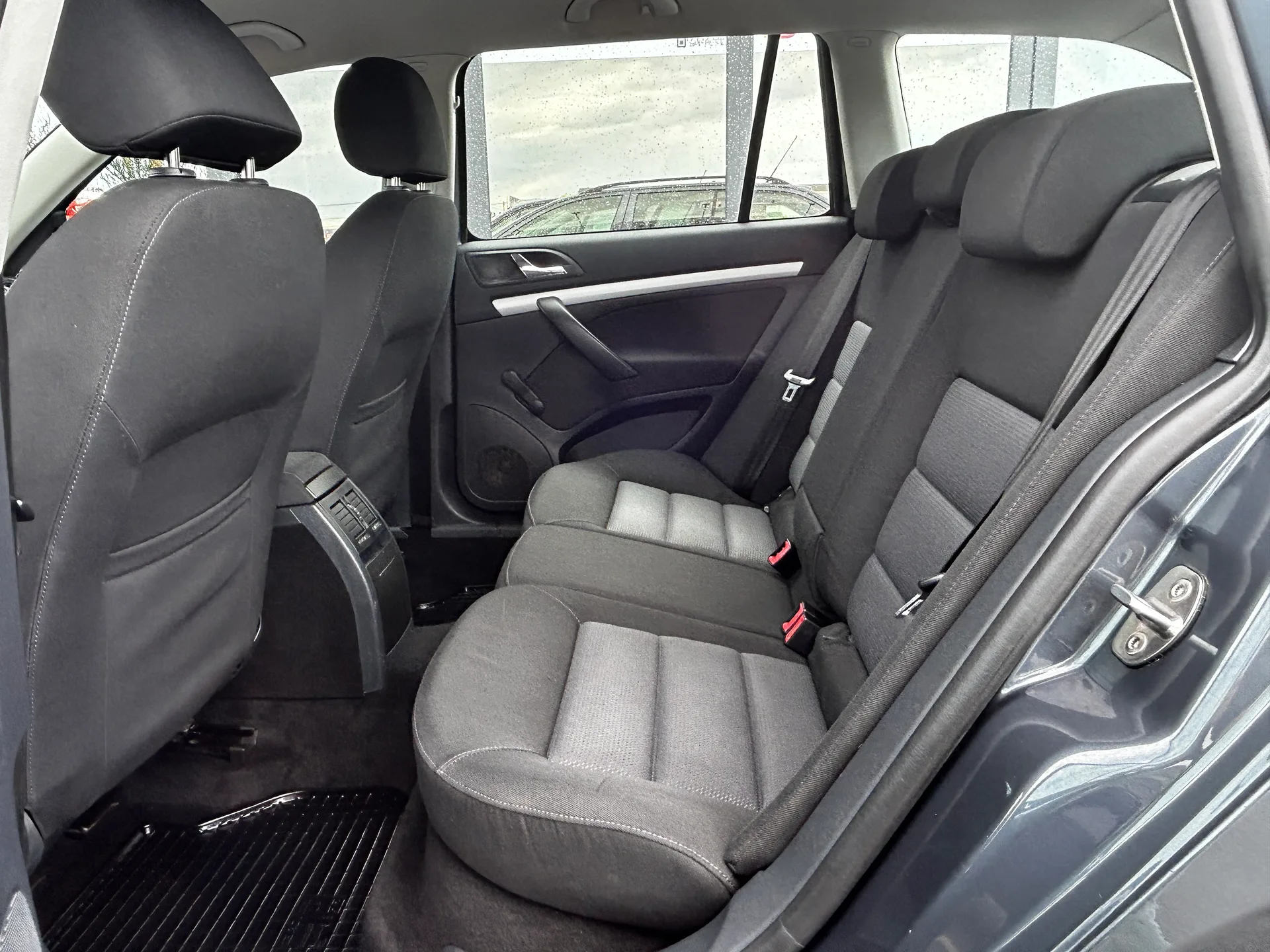 Skoda Octavia — фото 7
