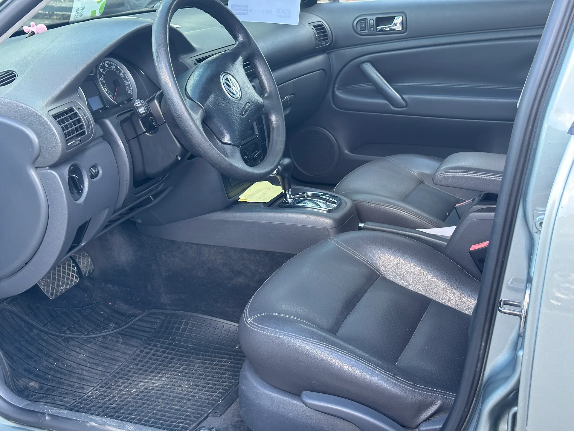 Volkswagen Passat — фото 6