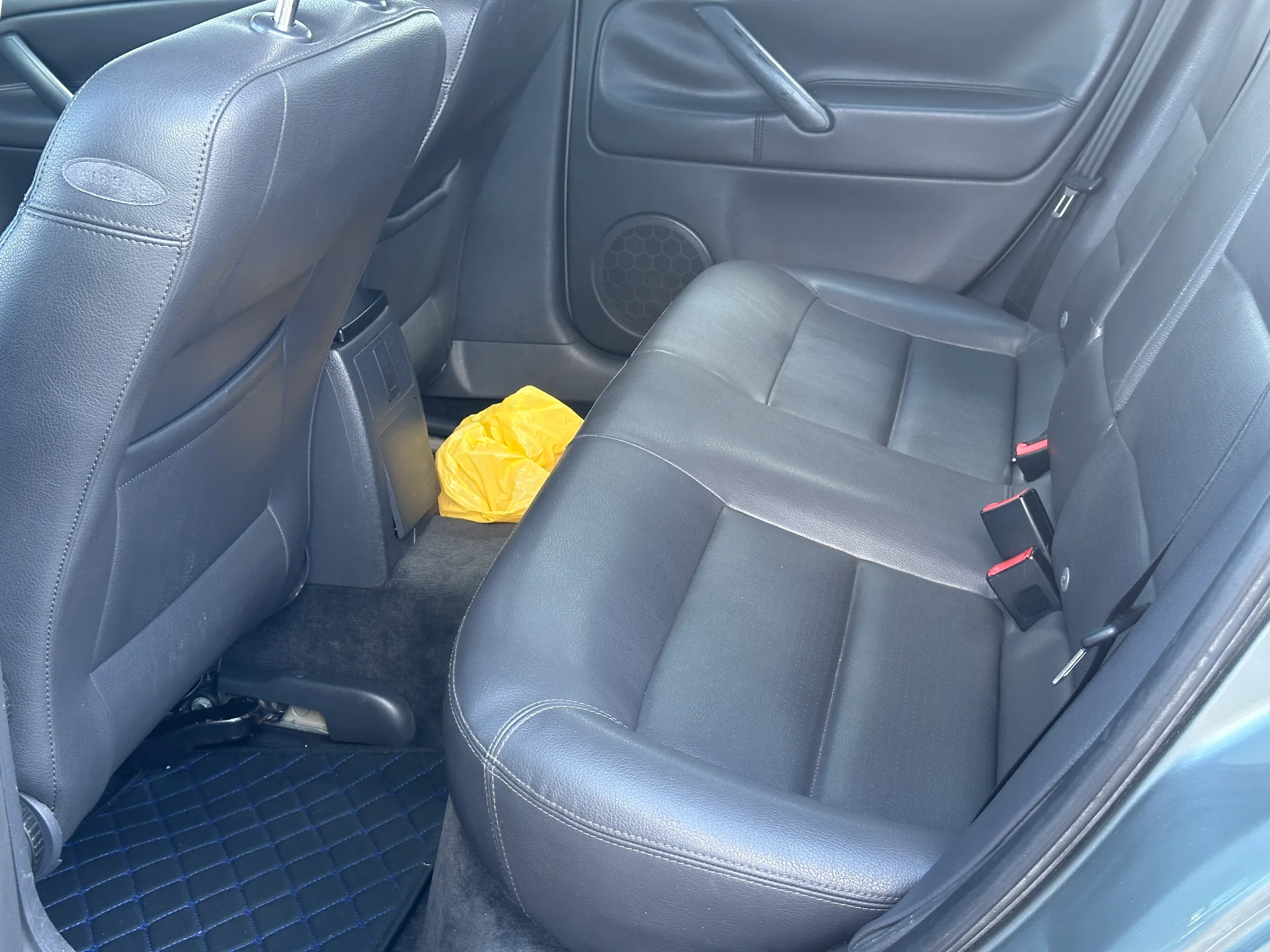 Volkswagen Passat — фото 7