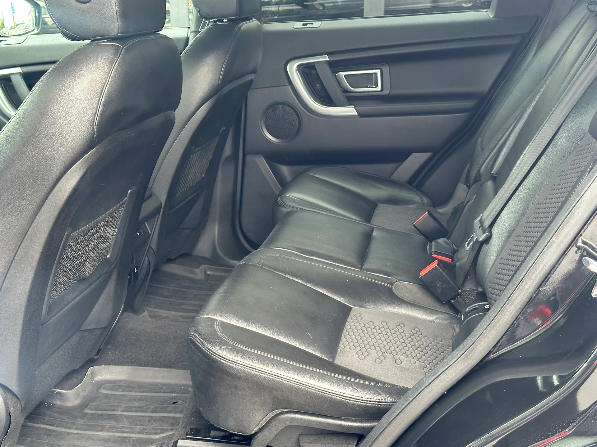 Land Rover Discovery Sport — фото 8
