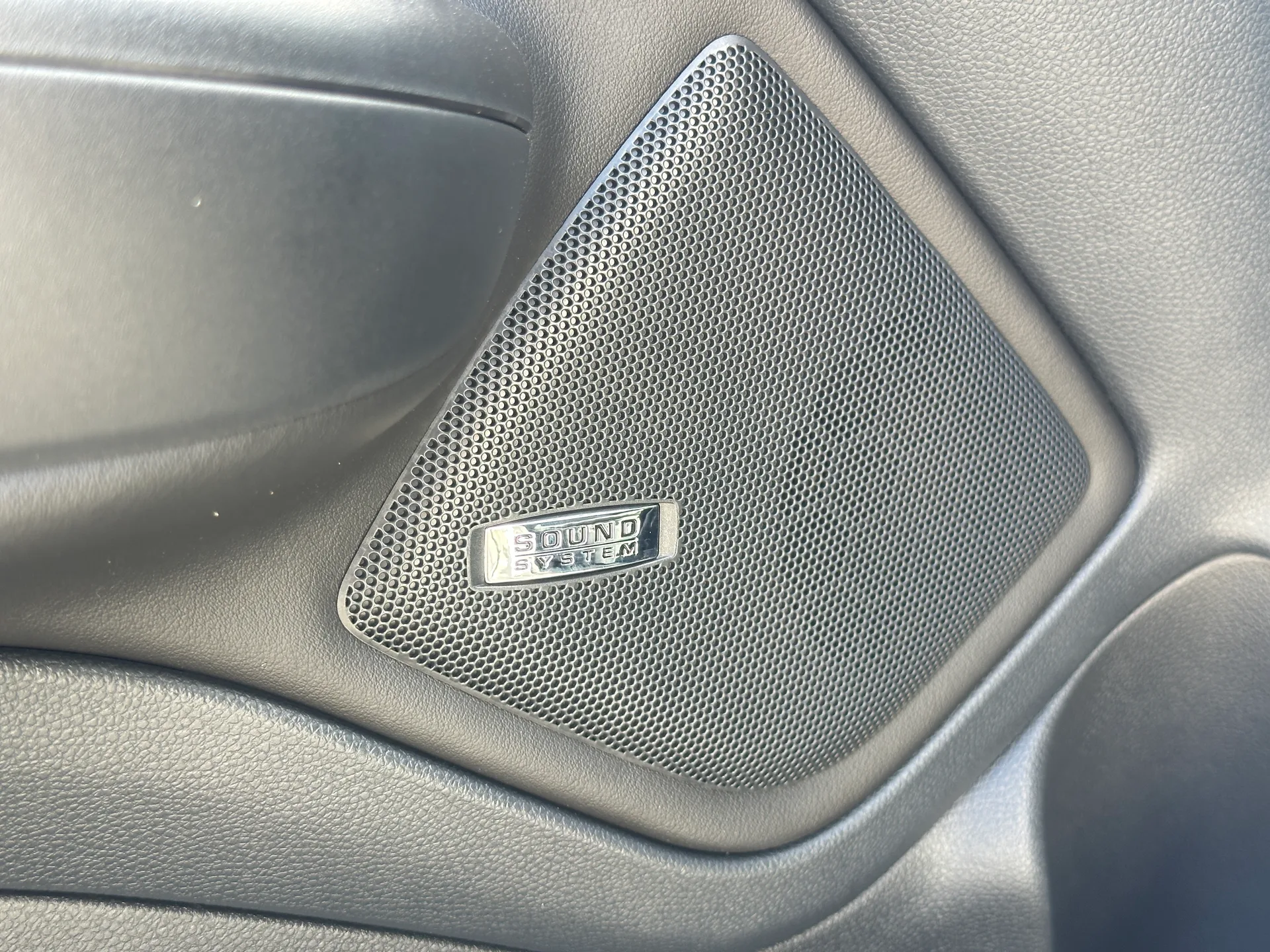 Skoda Octavia — фото 10