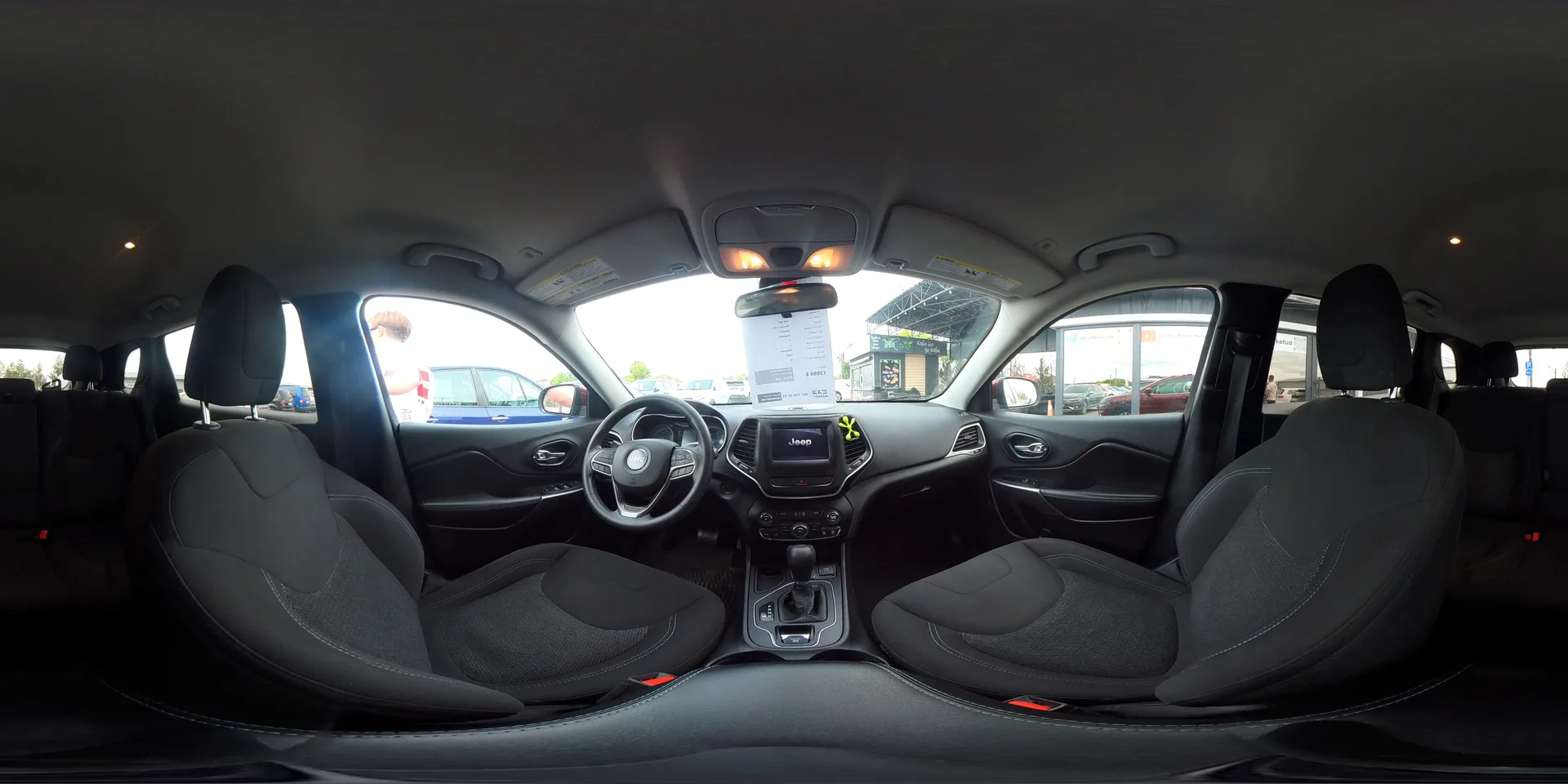 Jeep Cherokee — 360°