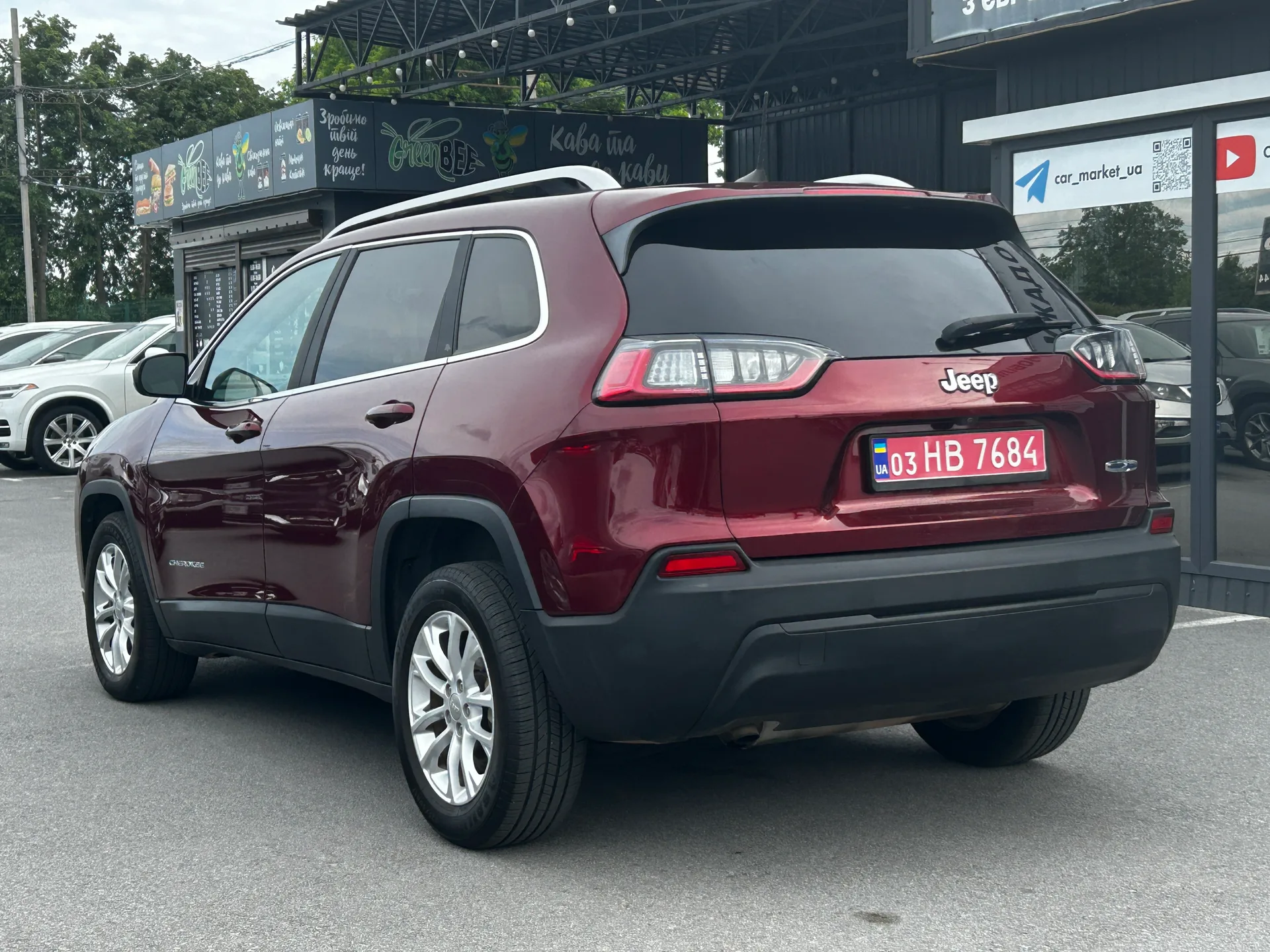 Jeep Cherokee — фото 4