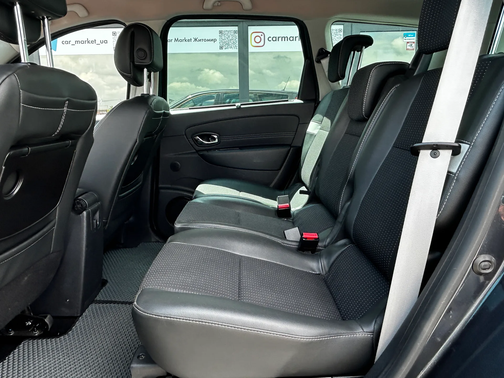 Renault Grand Scenic — фото 8