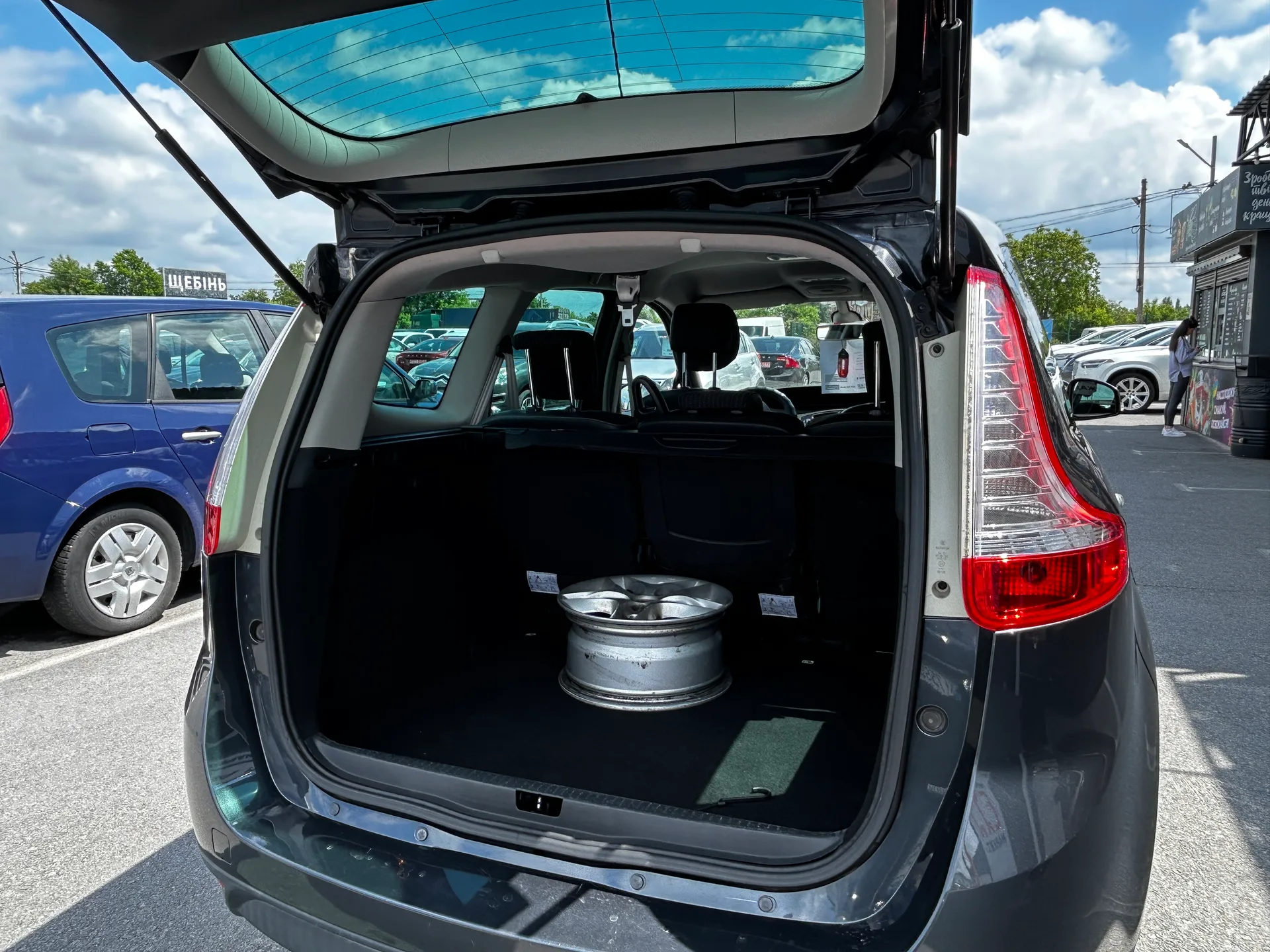 Renault Grand Scenic — фото 9