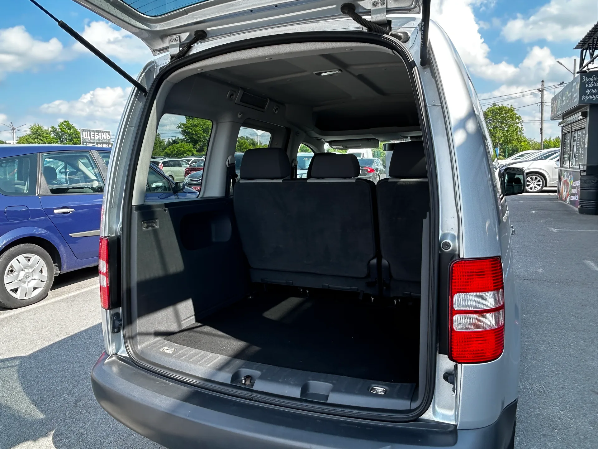 Volkswagen Caddy — фото 8