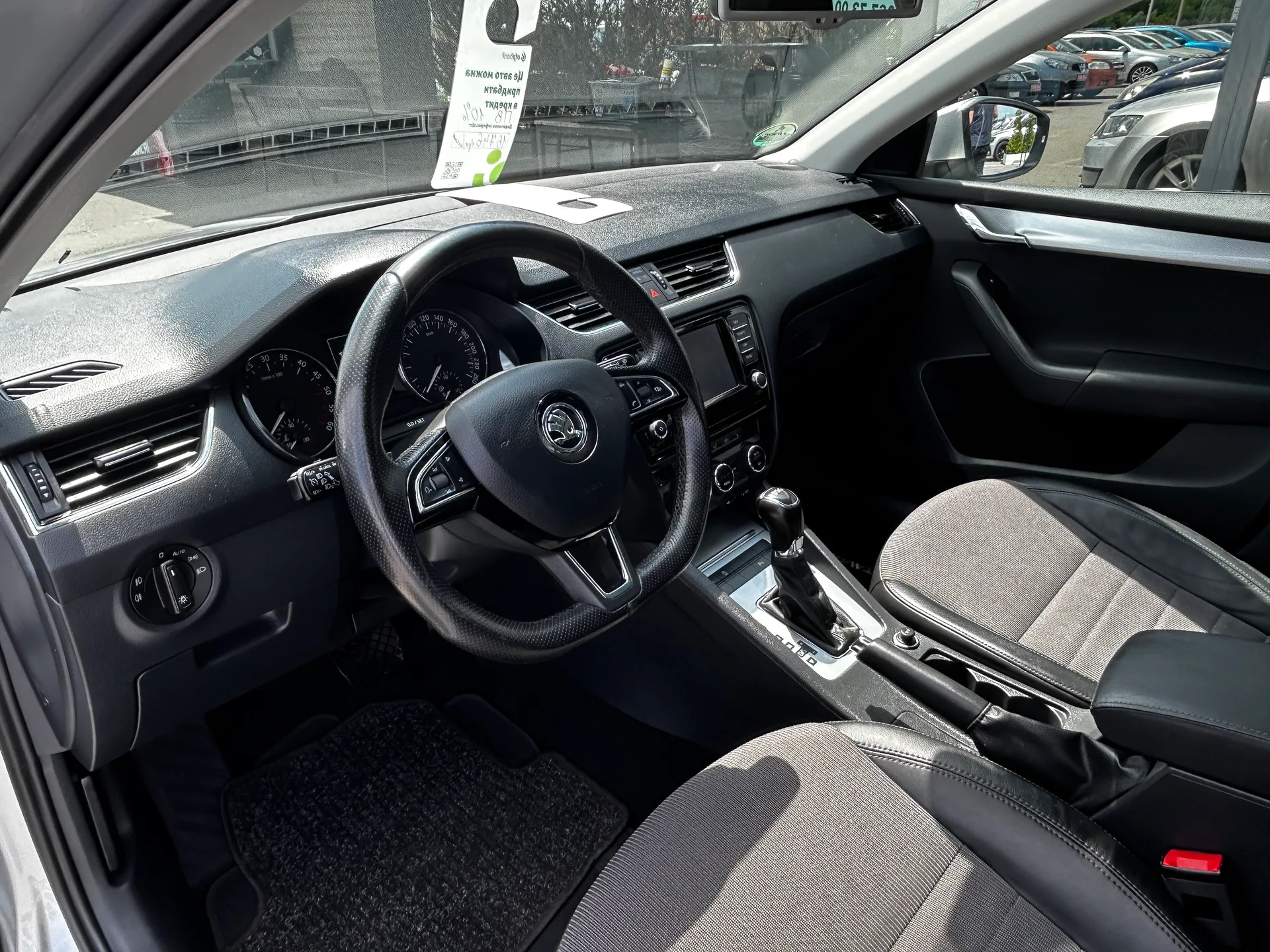 Skoda Octavia — фото 5