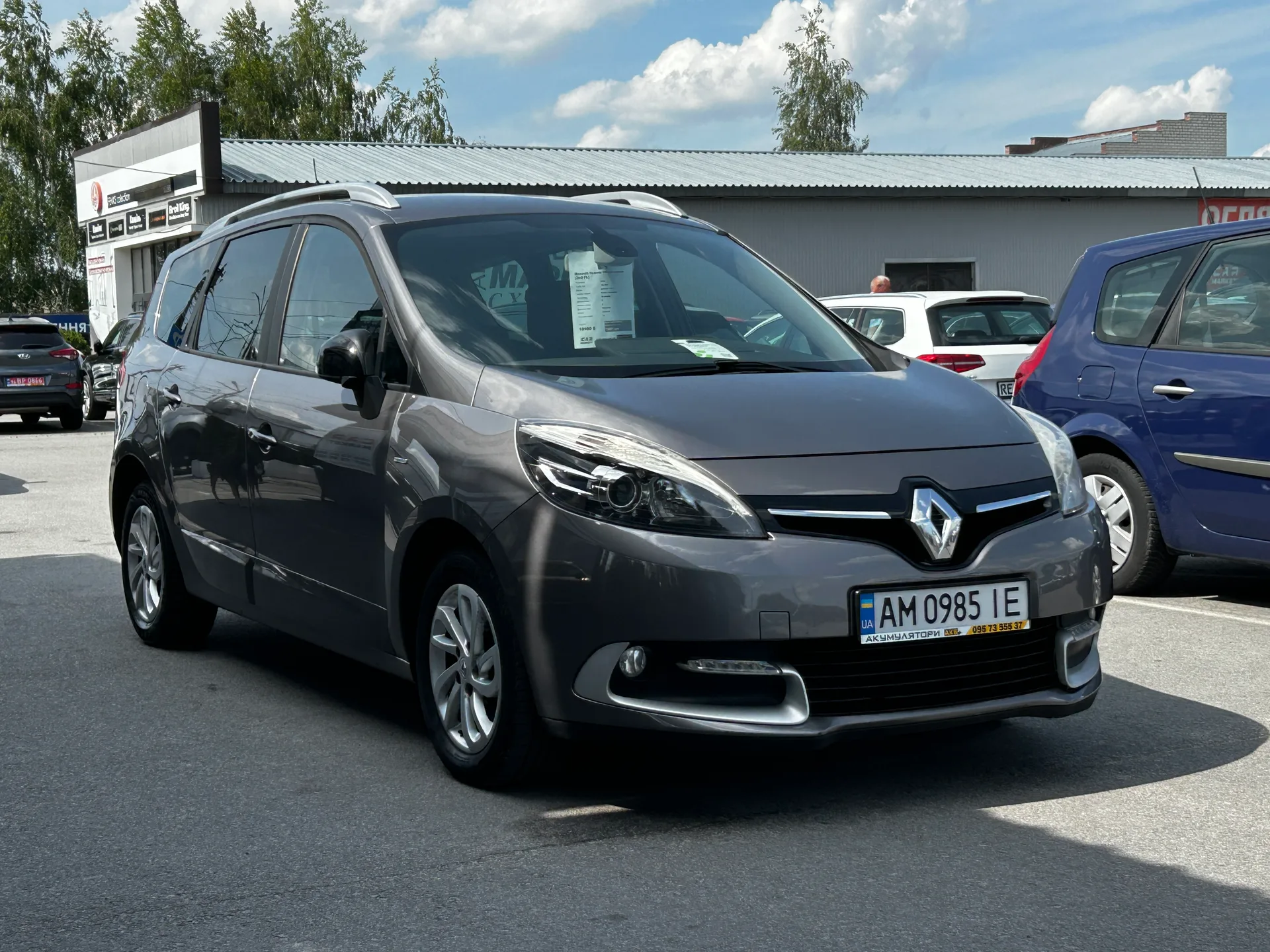 Renault Scenic — фото 2