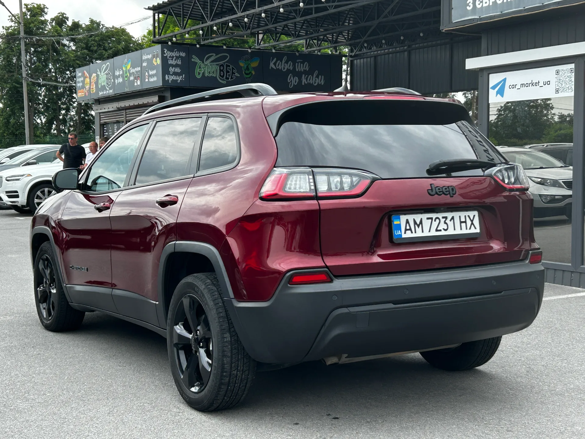 Jeep Cherokee — фото 4