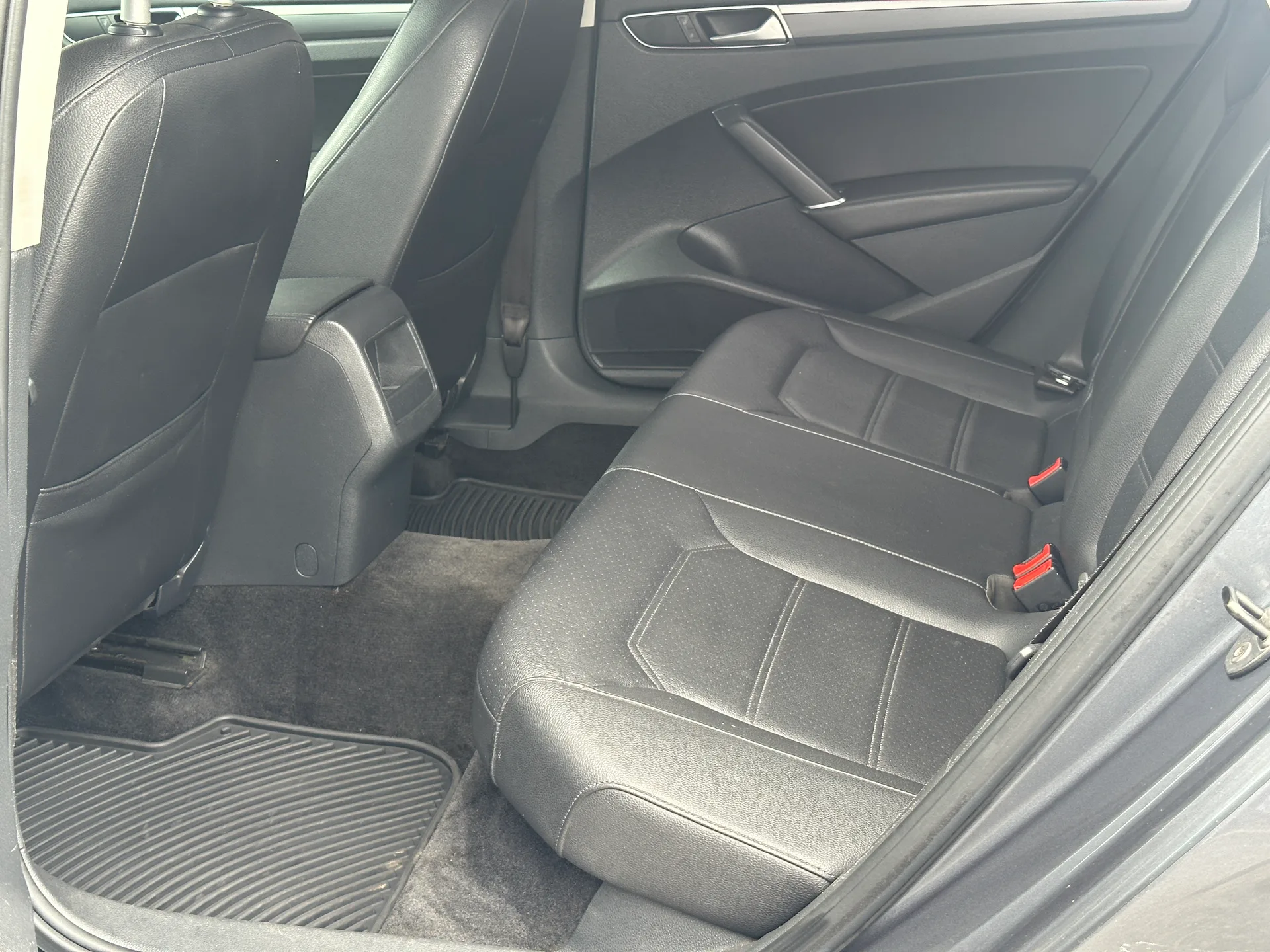 Volkswagen Passat — фото 8