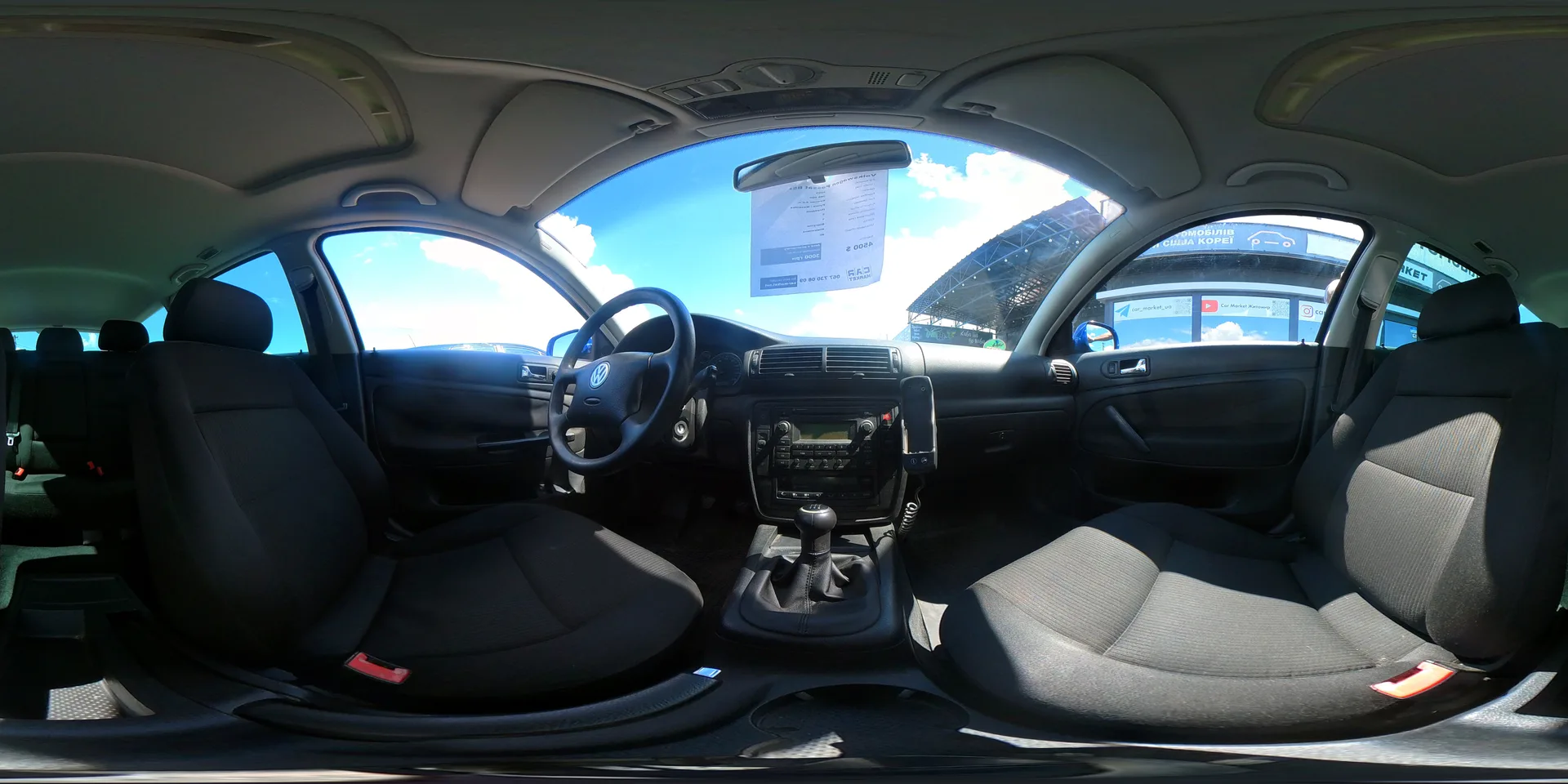 Volkswagen Passat — 360°