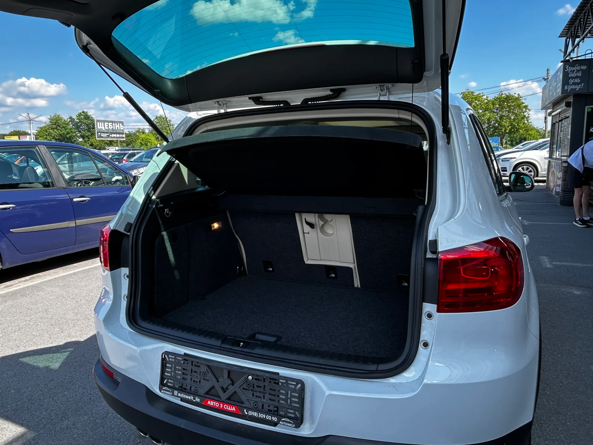 Volkswagen Tiguan — фото 8