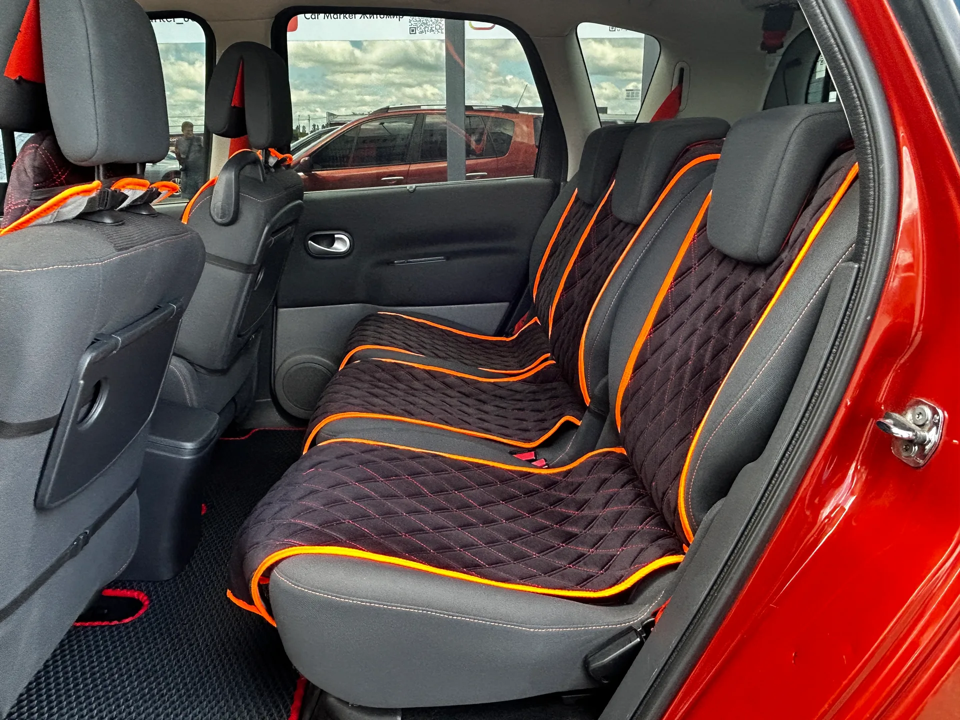Renault Scenic — фото 7