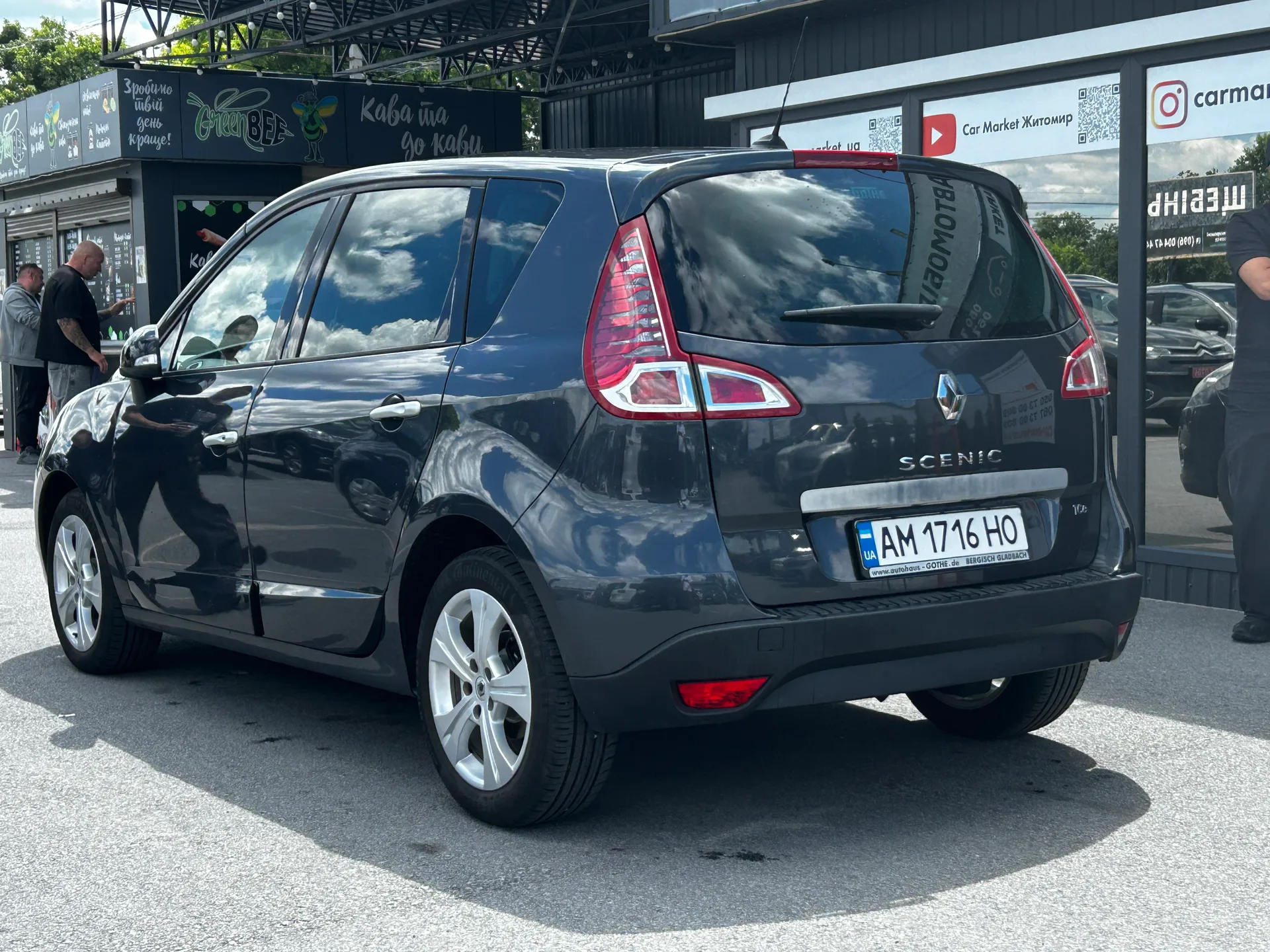 Renault Scenic — фото 4
