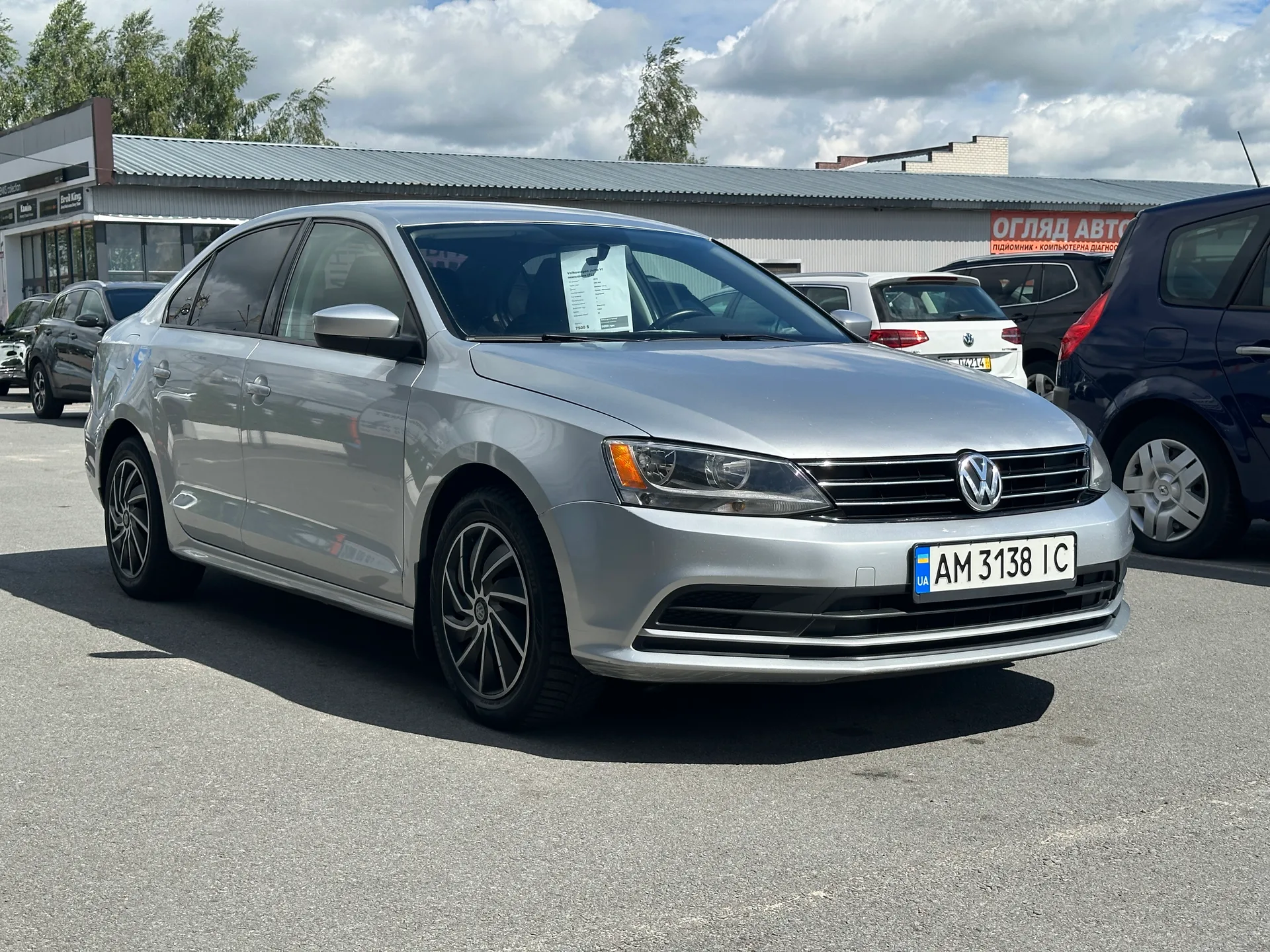 Volkswagen Jetta — фото 3