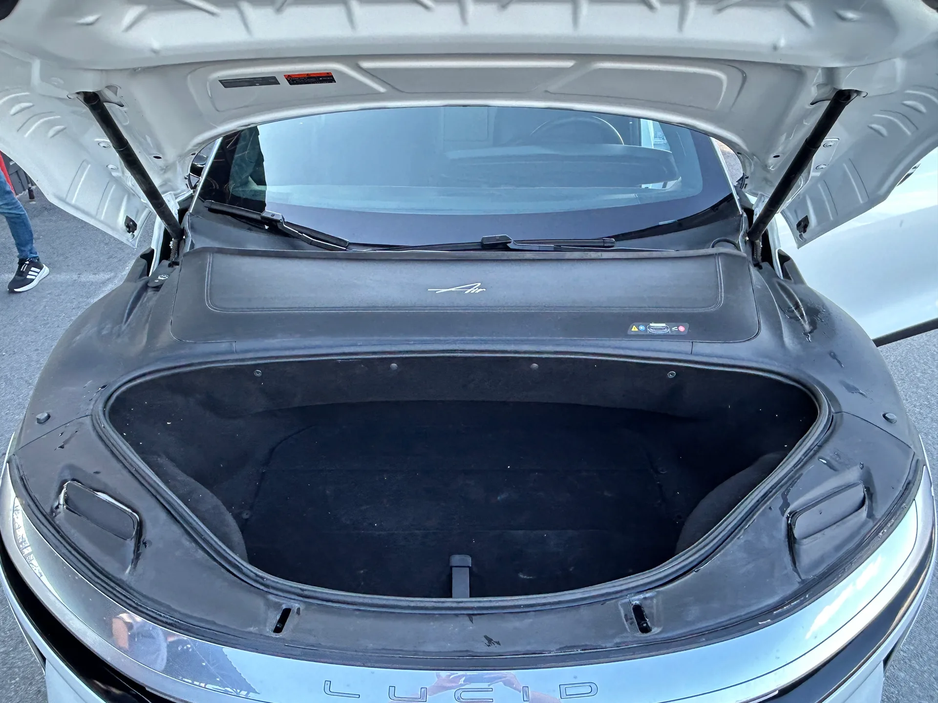 Lucid Air — фото 12
