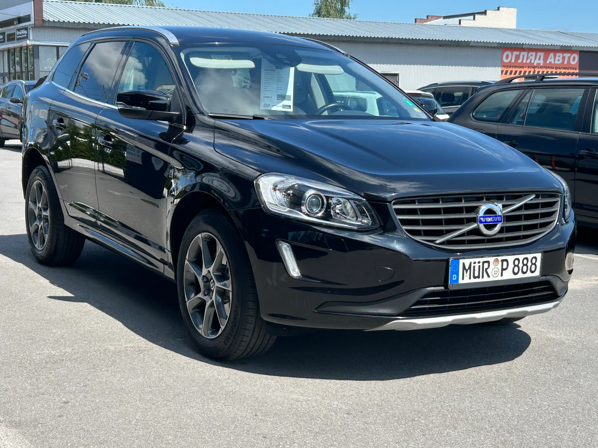 Volvo XC60 — фото 2
