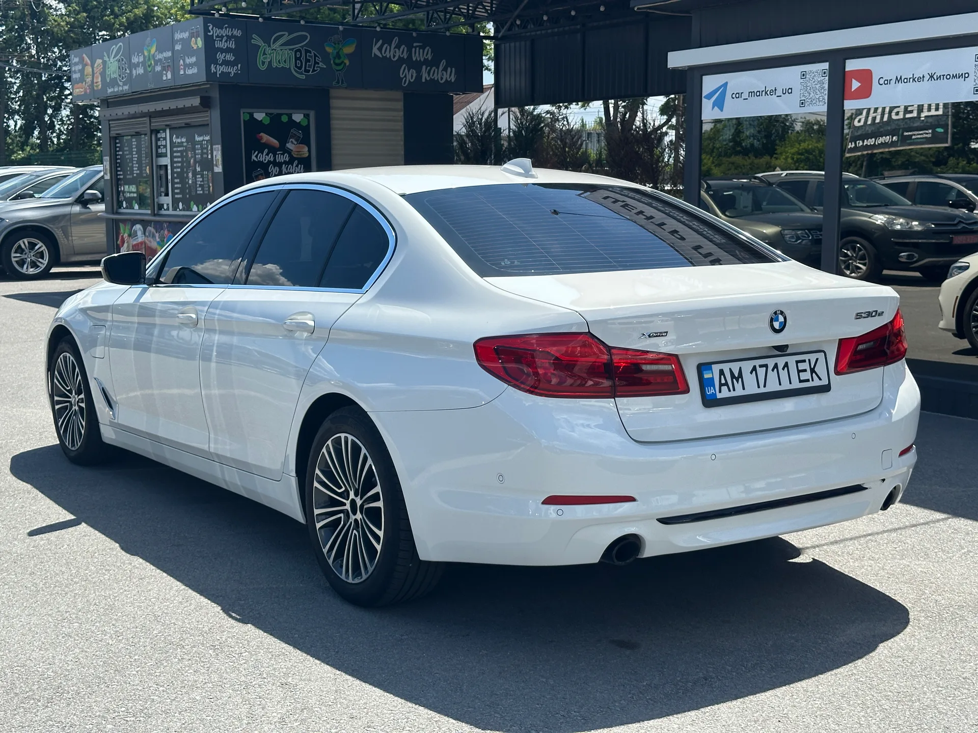 BMW 5 Series — фото 4