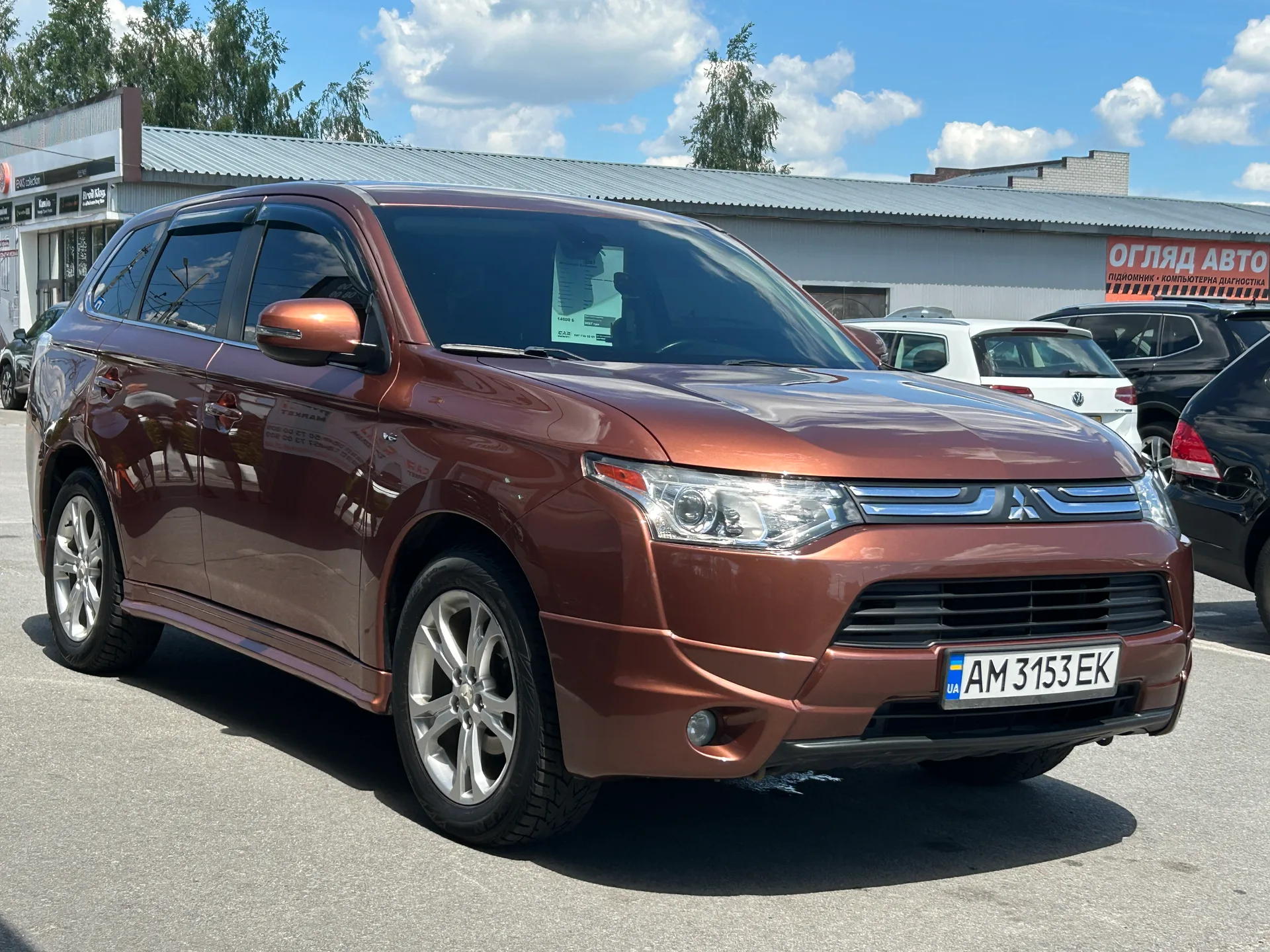 Mitsubishi Outlander — фото 2